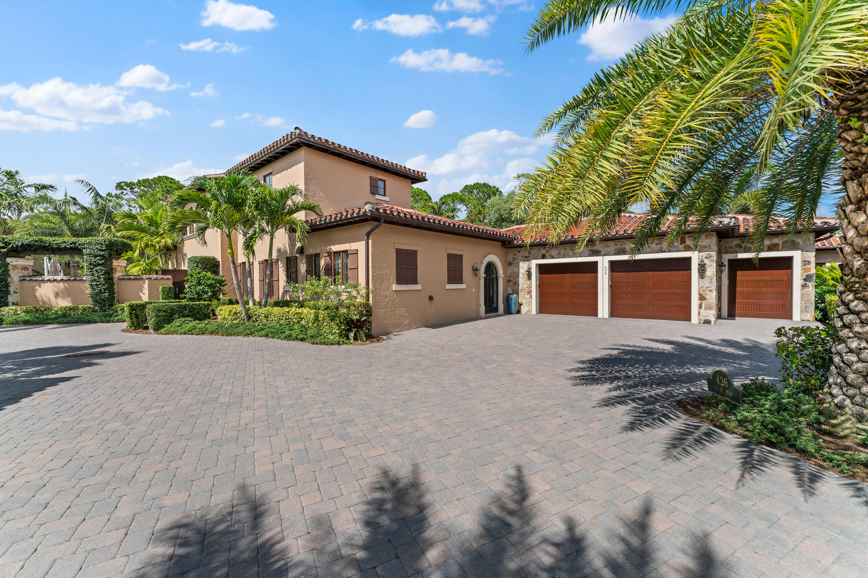 BEARS CLUB GOLF VILLAS CONDO - Residential