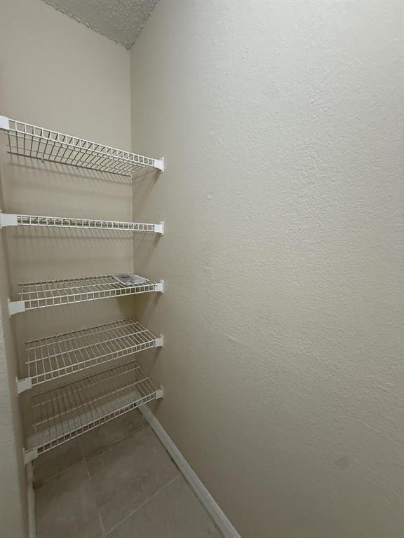 CORAL KEY CONDO - Residential Lease