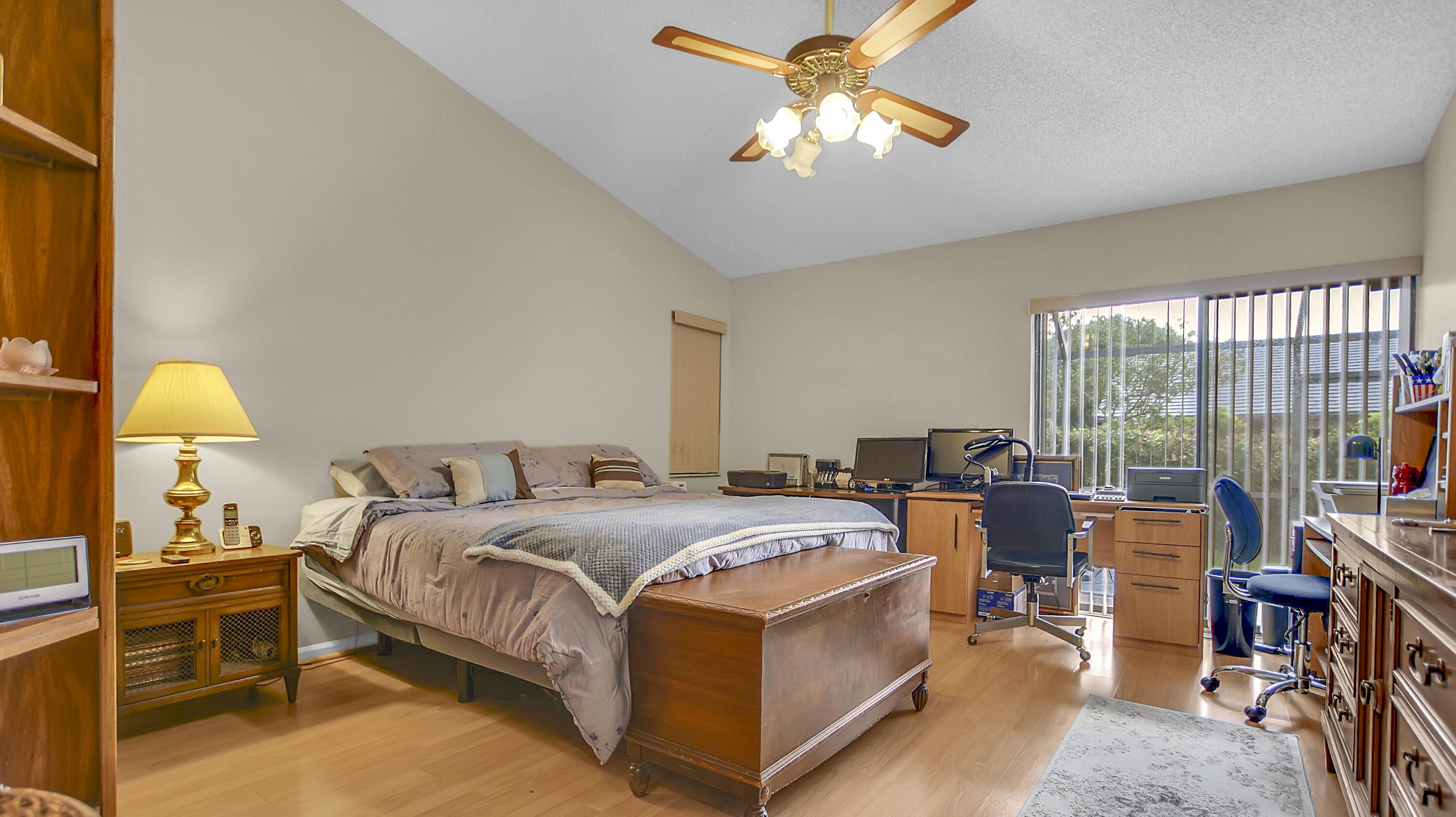 ROYAL PALM VILLAGE - Residential