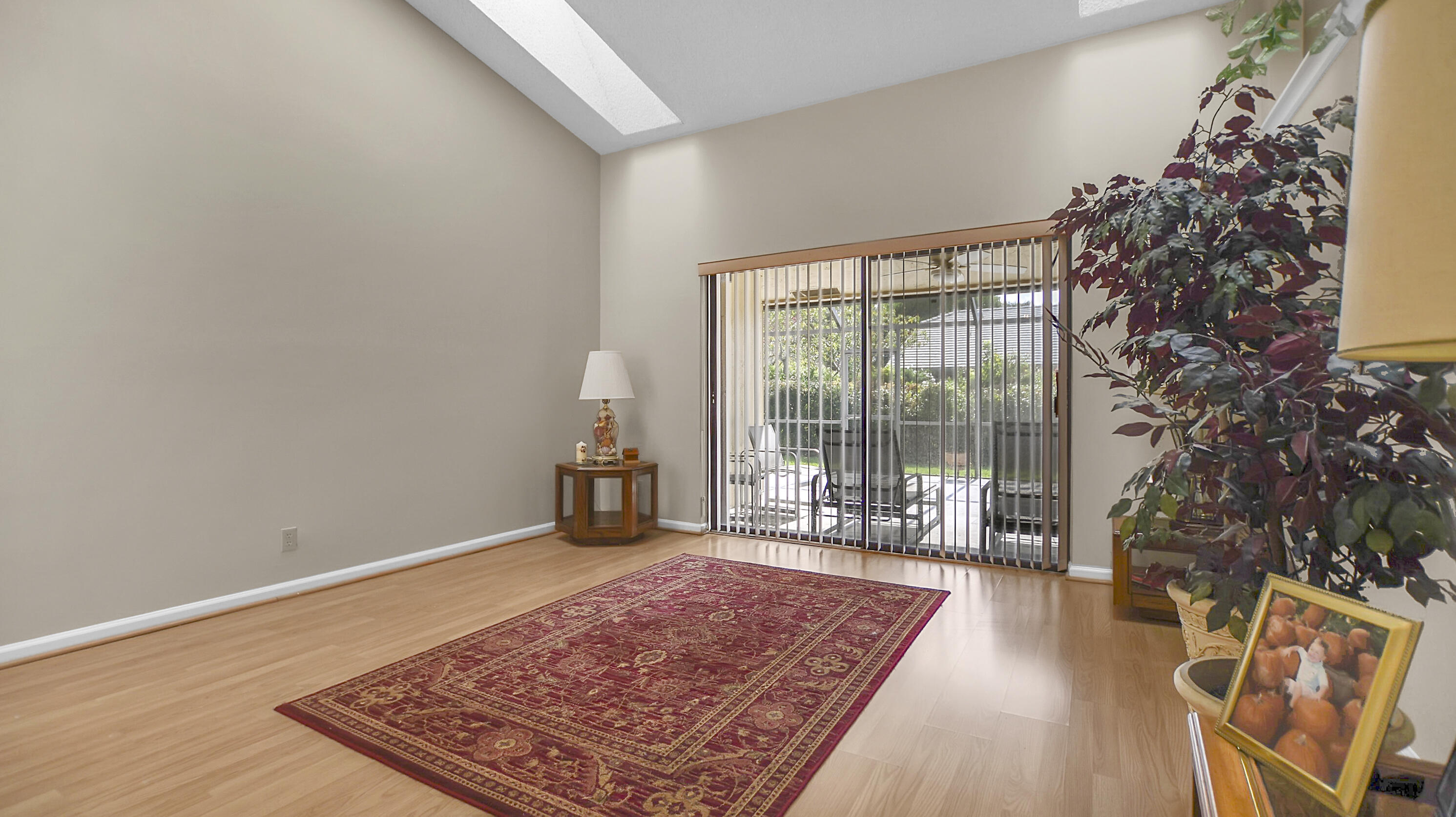 ROYAL PALM VILLAGE - Residential