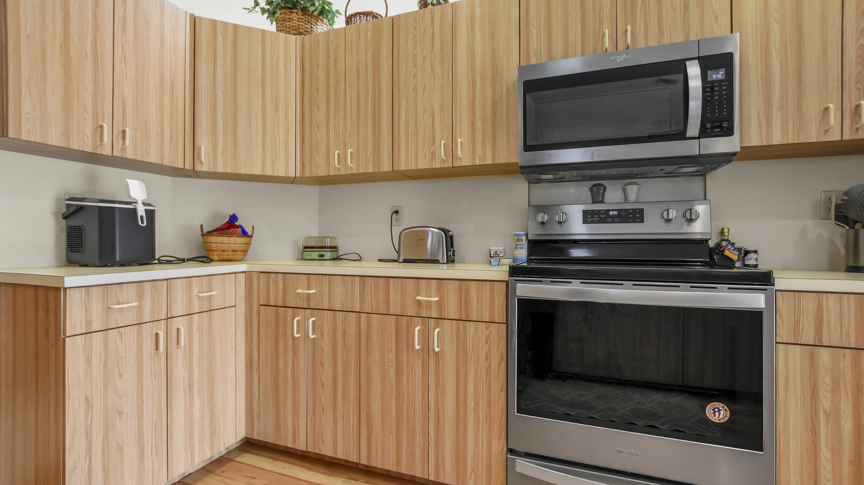 ROYAL PALM VILLAGE - Residential
