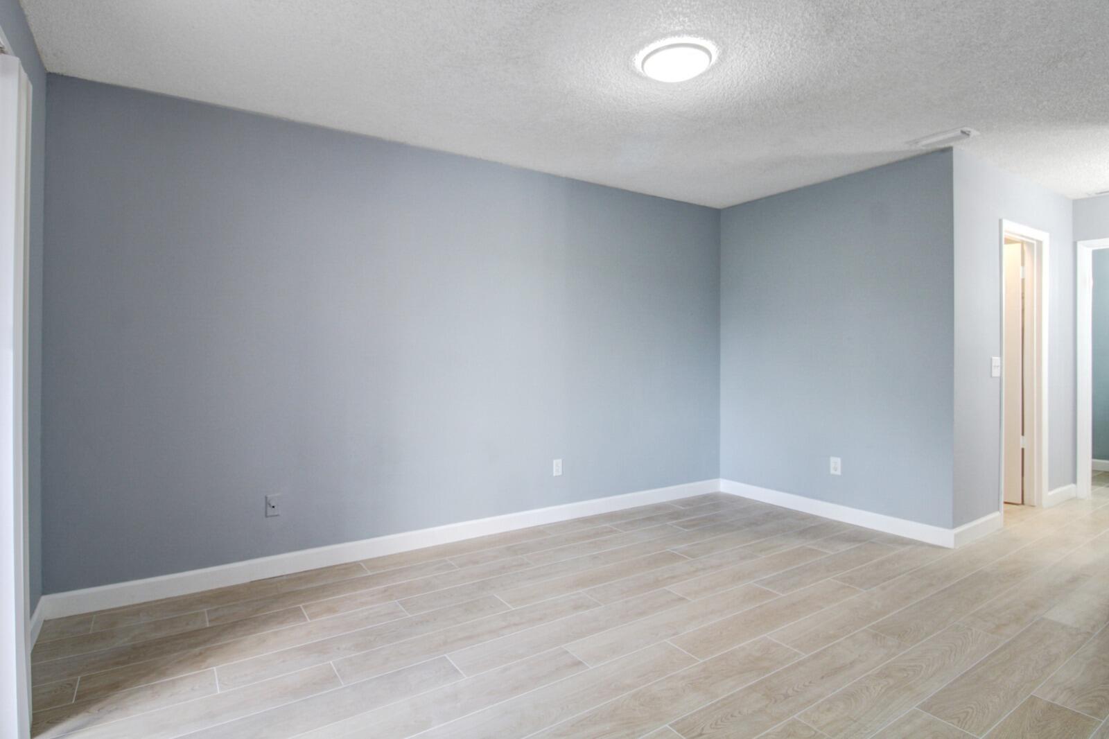 LAKESHORE CONDO I - Residential