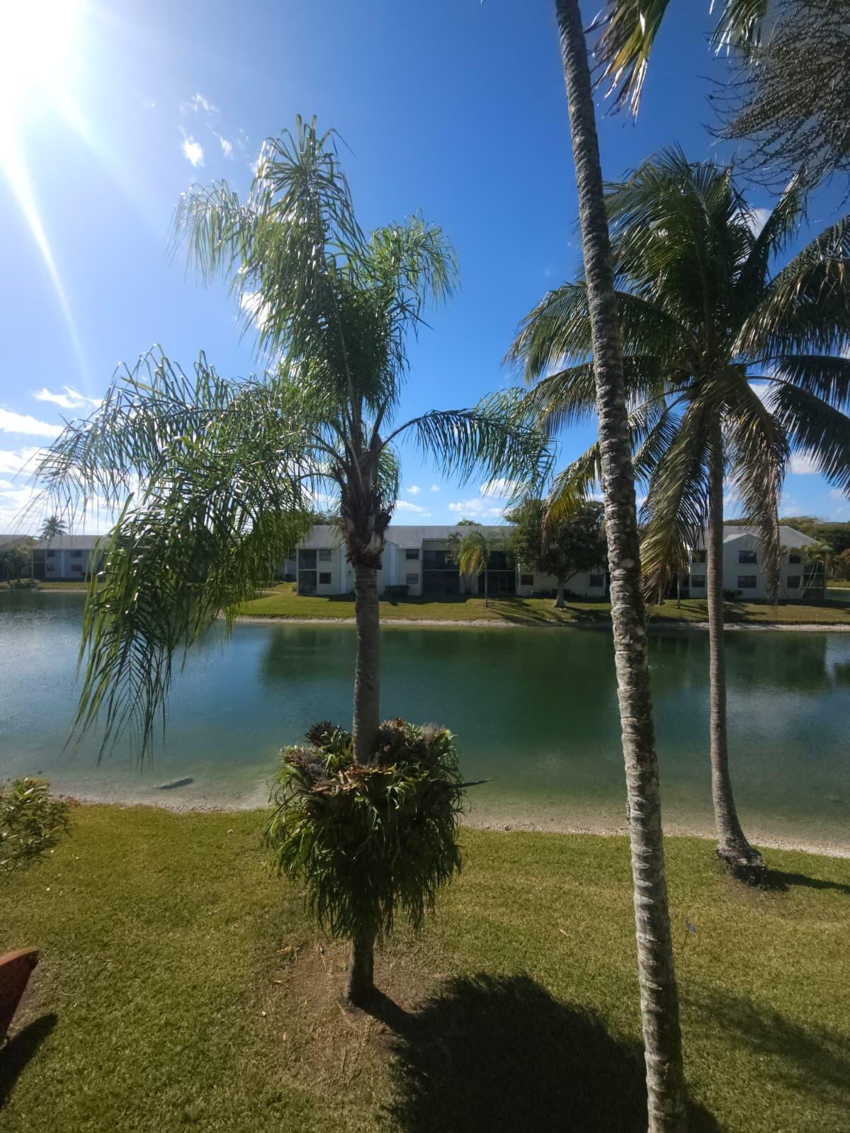 LAKESHORE CONDO I - Residential