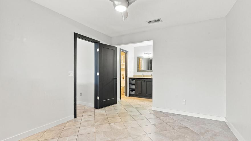 SEAGRASS CONDOMINIUM - Residential