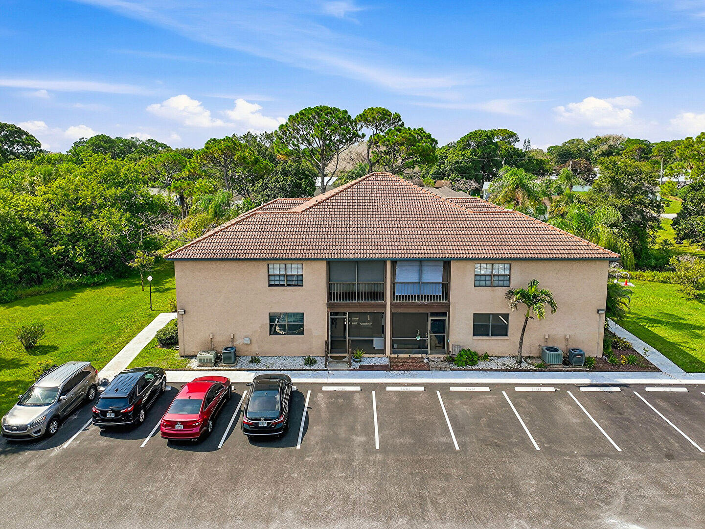 SEAGRASS CONDOMINIUM - Residential