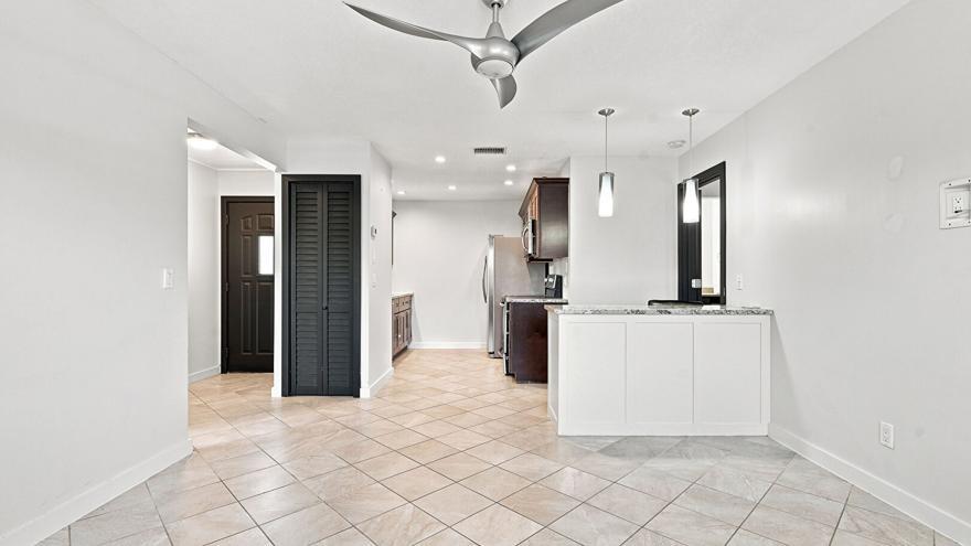SEAGRASS CONDOMINIUM - Residential