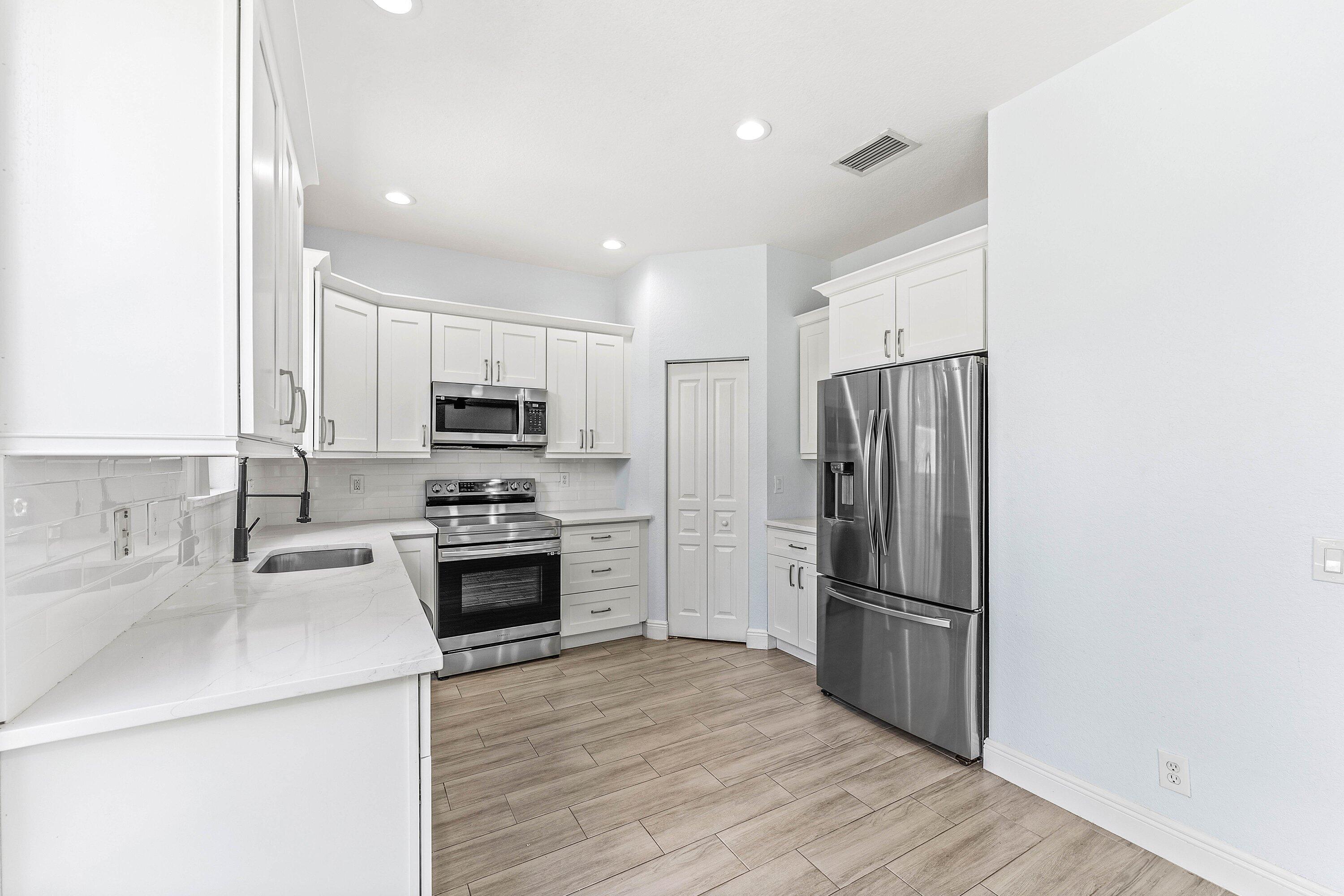 NAUTICA ISLES WEST 2 - Residential Lease
