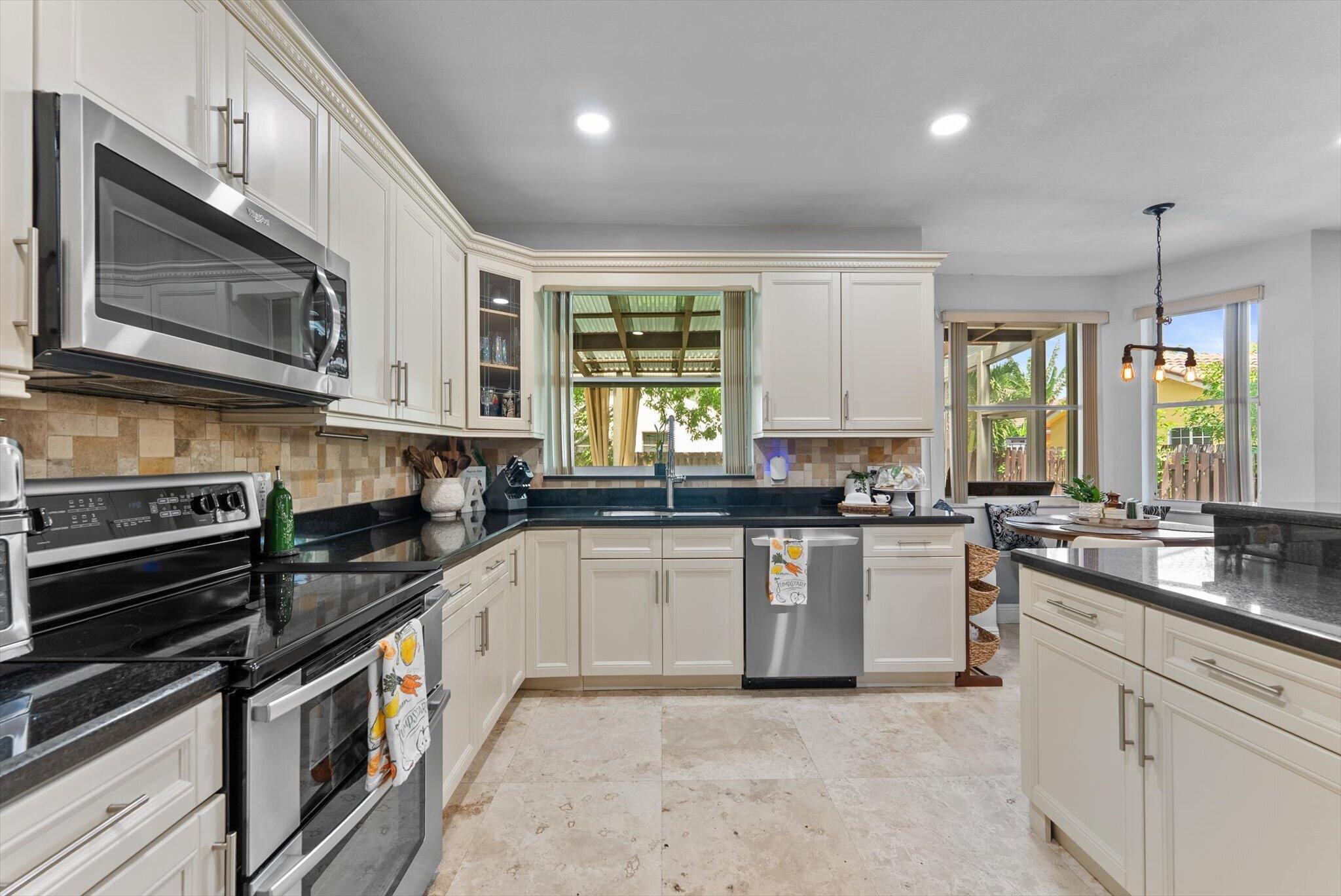 GRENADIER ESTATES - Residential