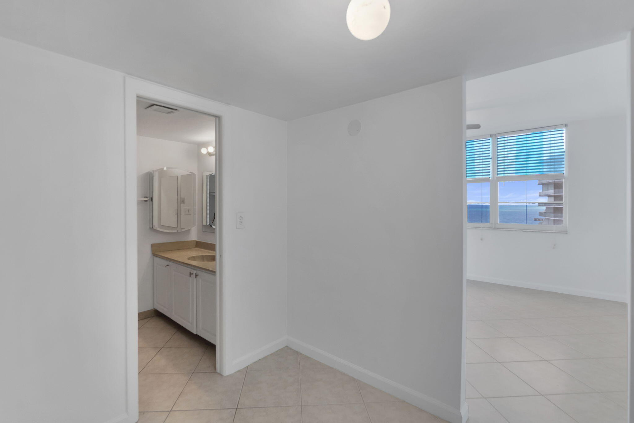 ADMIRALTY TOWERS CONDOMINIUM - Residential Lease