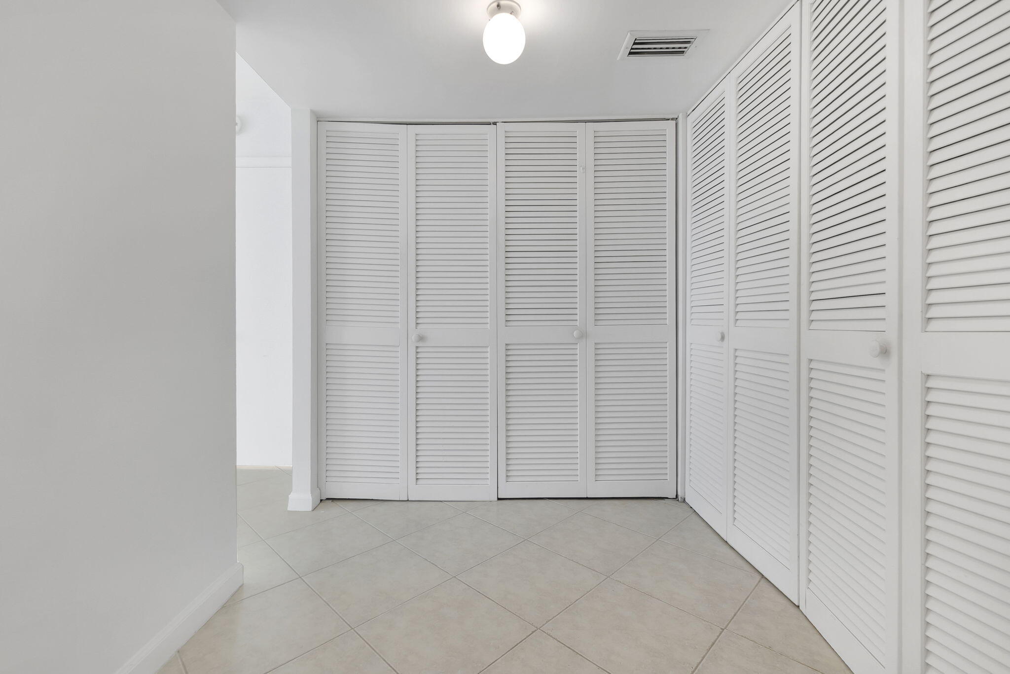 ADMIRALTY TOWERS CONDOMINIUM - Residential Lease