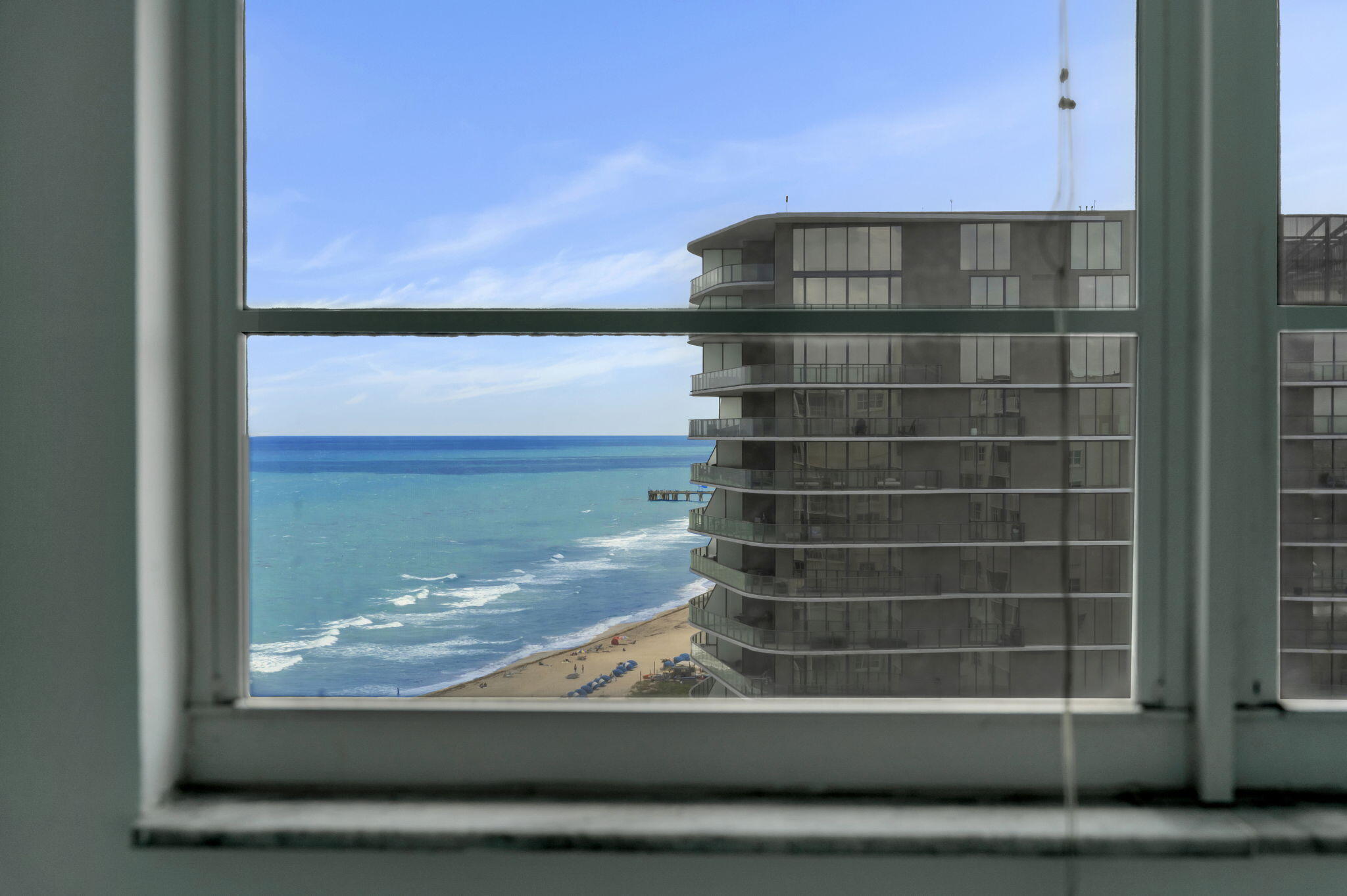 ADMIRALTY TOWERS CONDOMINIUM - Residential Lease