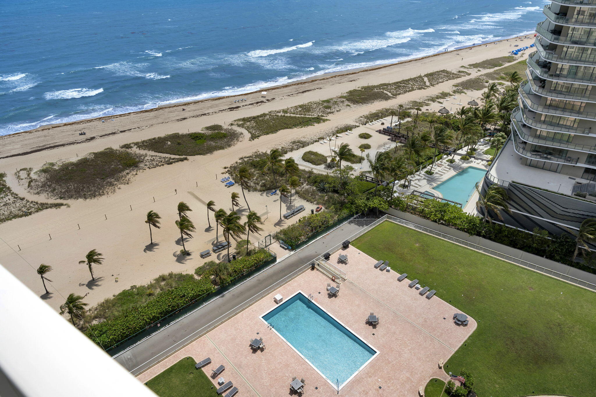 Ocean, Beach & Sky View Condo 2 bed - 2 bath 1140 sq ft south east facing in one of the most sought after areas. Steps away from your own Private Beach with BBQ's and lounging chairs. Resort-style amenities including new gym, new sauna, heated pool, BBQ's, social room, pool table and more. Perfectly located 1/2 mile to the Pier, Best Restaurants and Shopping. Watch the endless parade of super yachts and cruise ships sail by. Take a morning/evening stroll between the lighthouse & the pier. For your convenience a Washer/Dryer on each floor and a private storage unit, 24/7 front desk security, car wash, reserve fund, on-site manager, full time maintenance and beach storage. The Building is currently under concrete restoration.