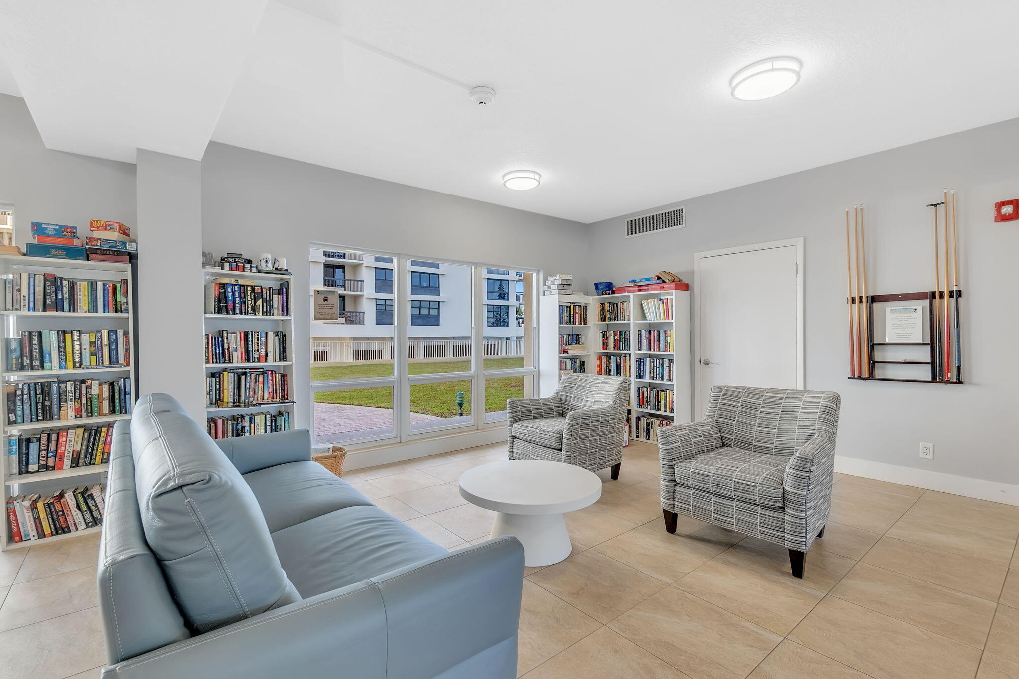 ADMIRALTY TOWERS CONDOMINIUM - Residential Lease