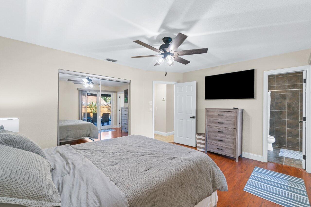TROPIC PALMS 2 - Residential