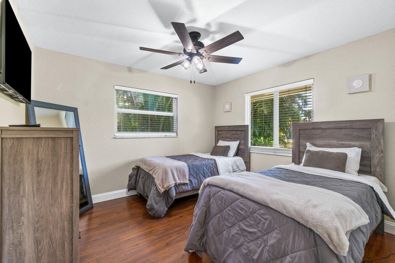 TROPIC PALMS 2 - Residential