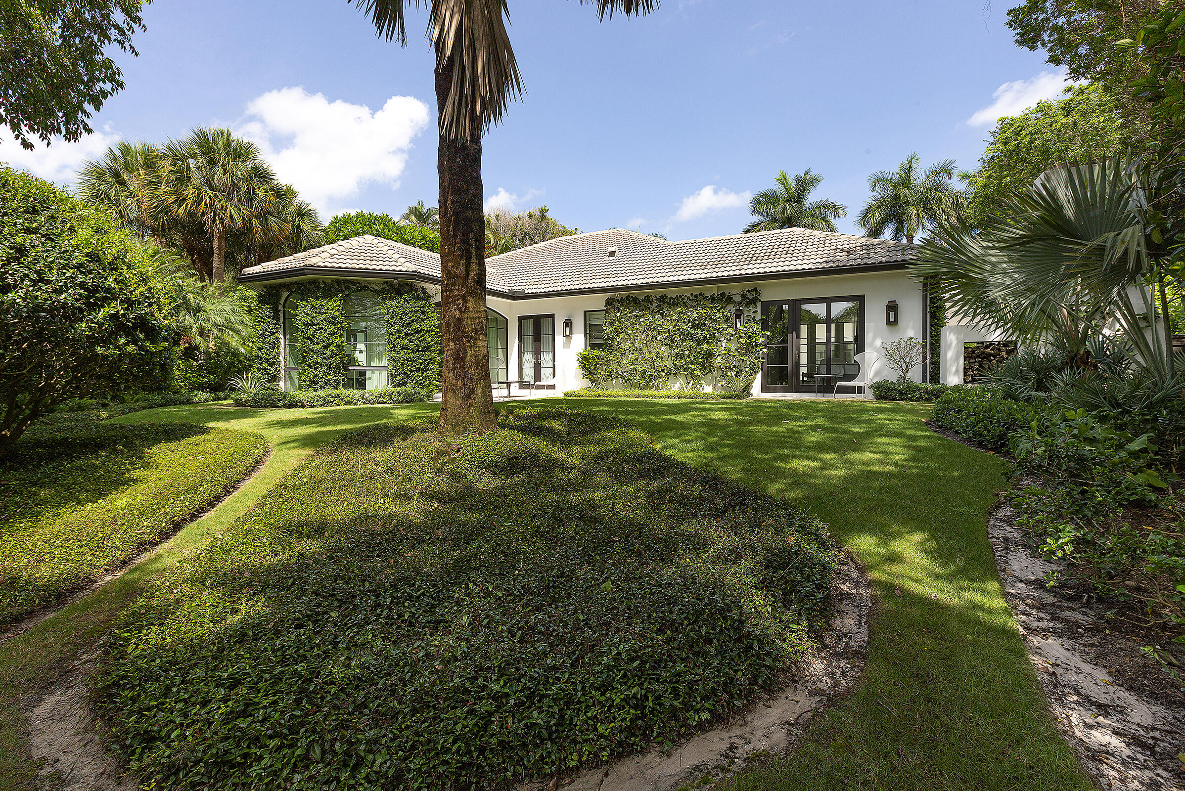 WINDING OAKS - Residential
