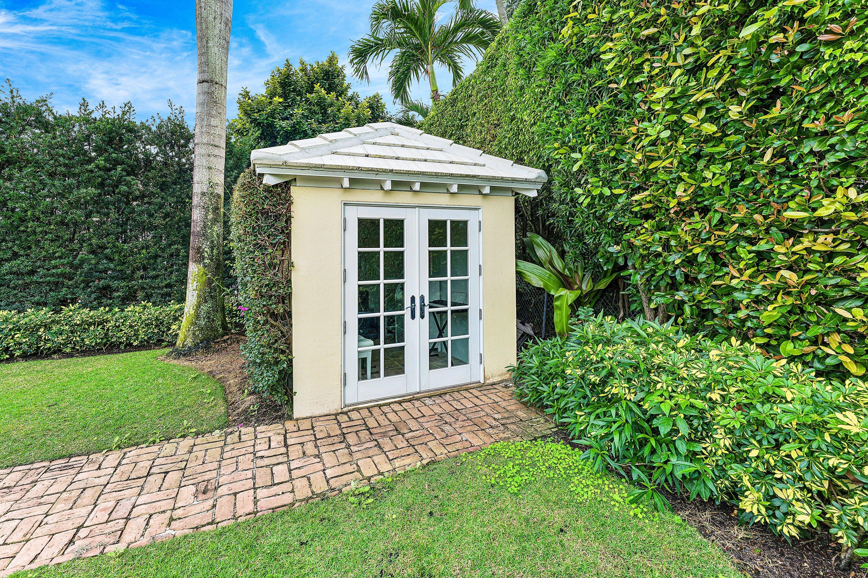 ESPLANADE ESTATES - Residential