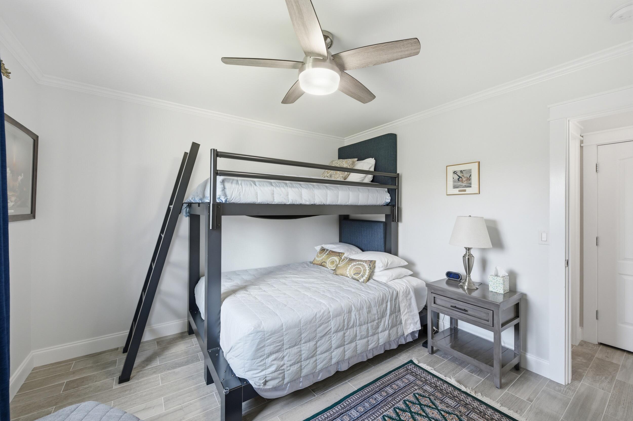 CAMELOT VILLAGE SEC 2 - Residential Lease