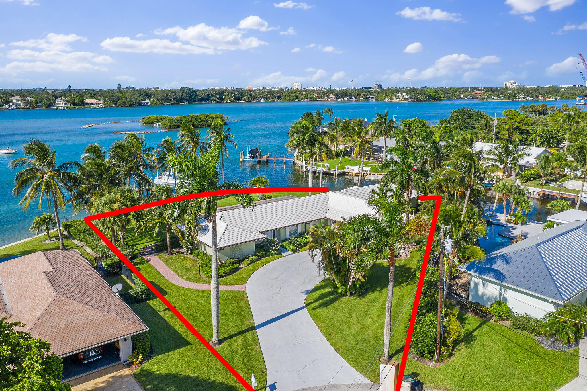RIO VISTA OF ISLAND SHORES - Residential
