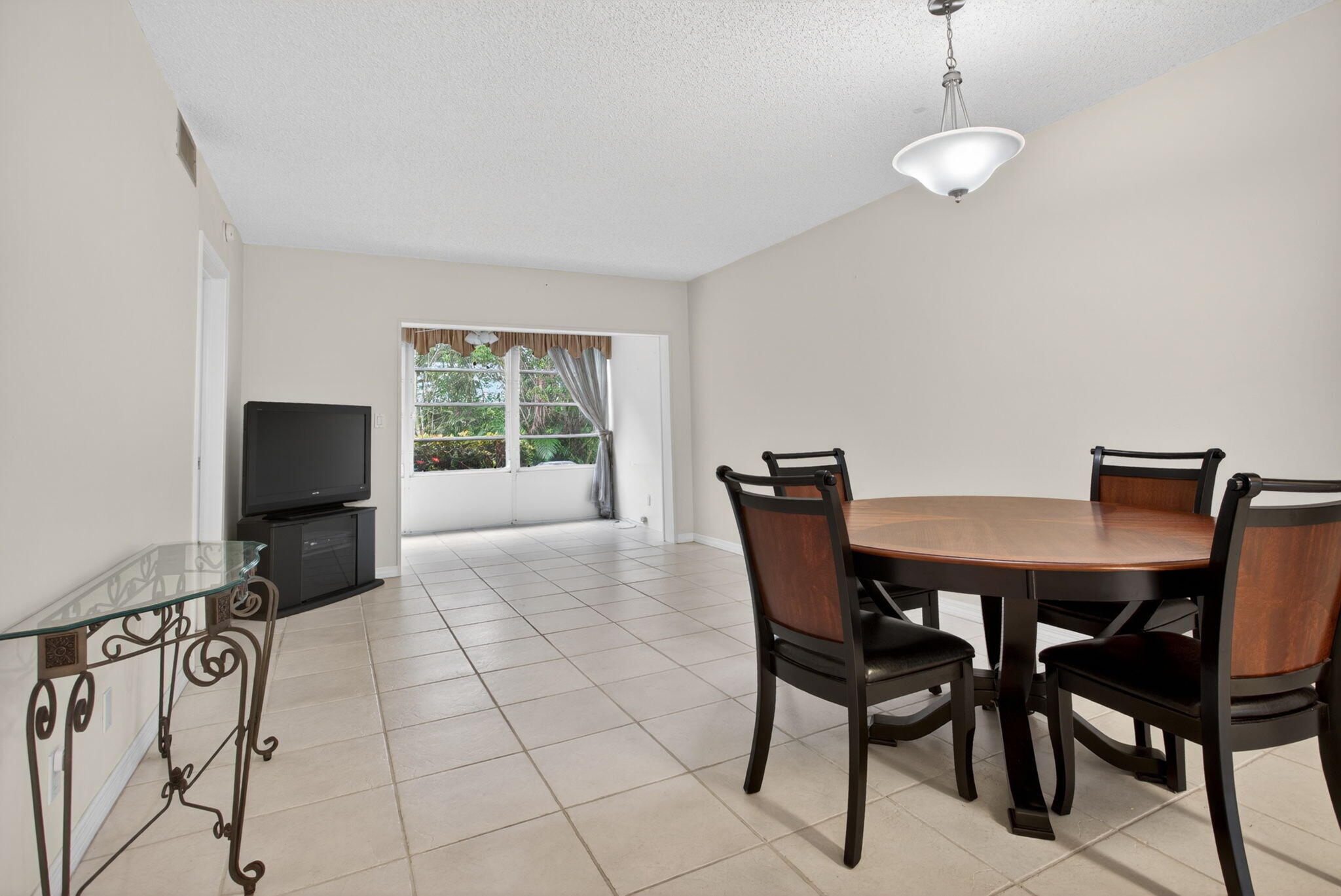 VENETIAN PARK GARDENS CONDO - Residential