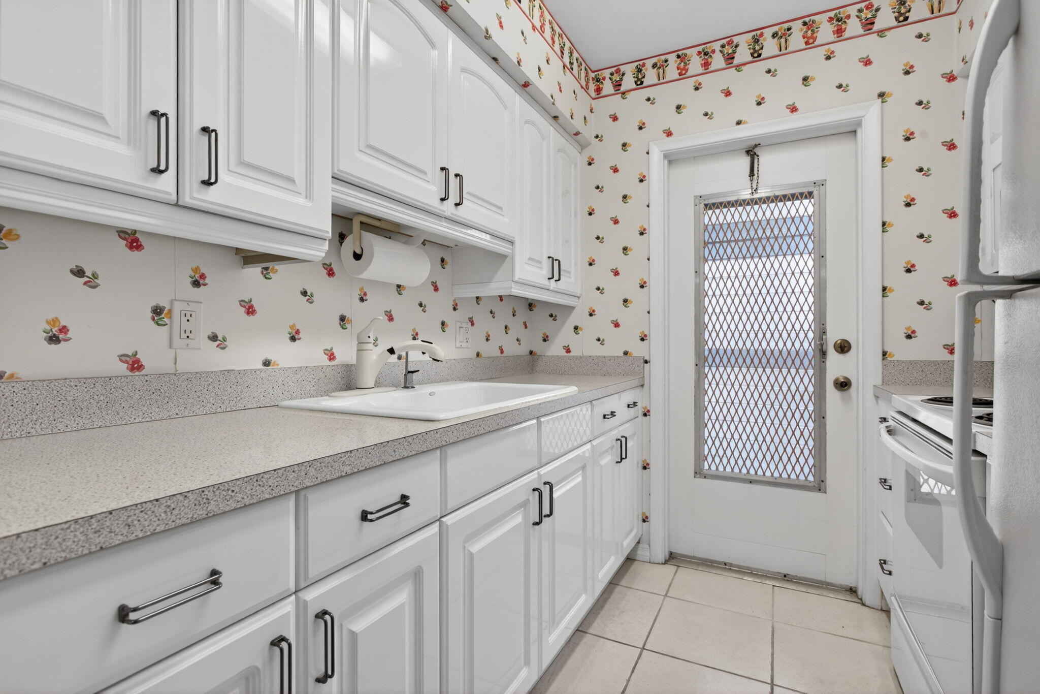 VENETIAN PARK GARDENS CONDO - Residential