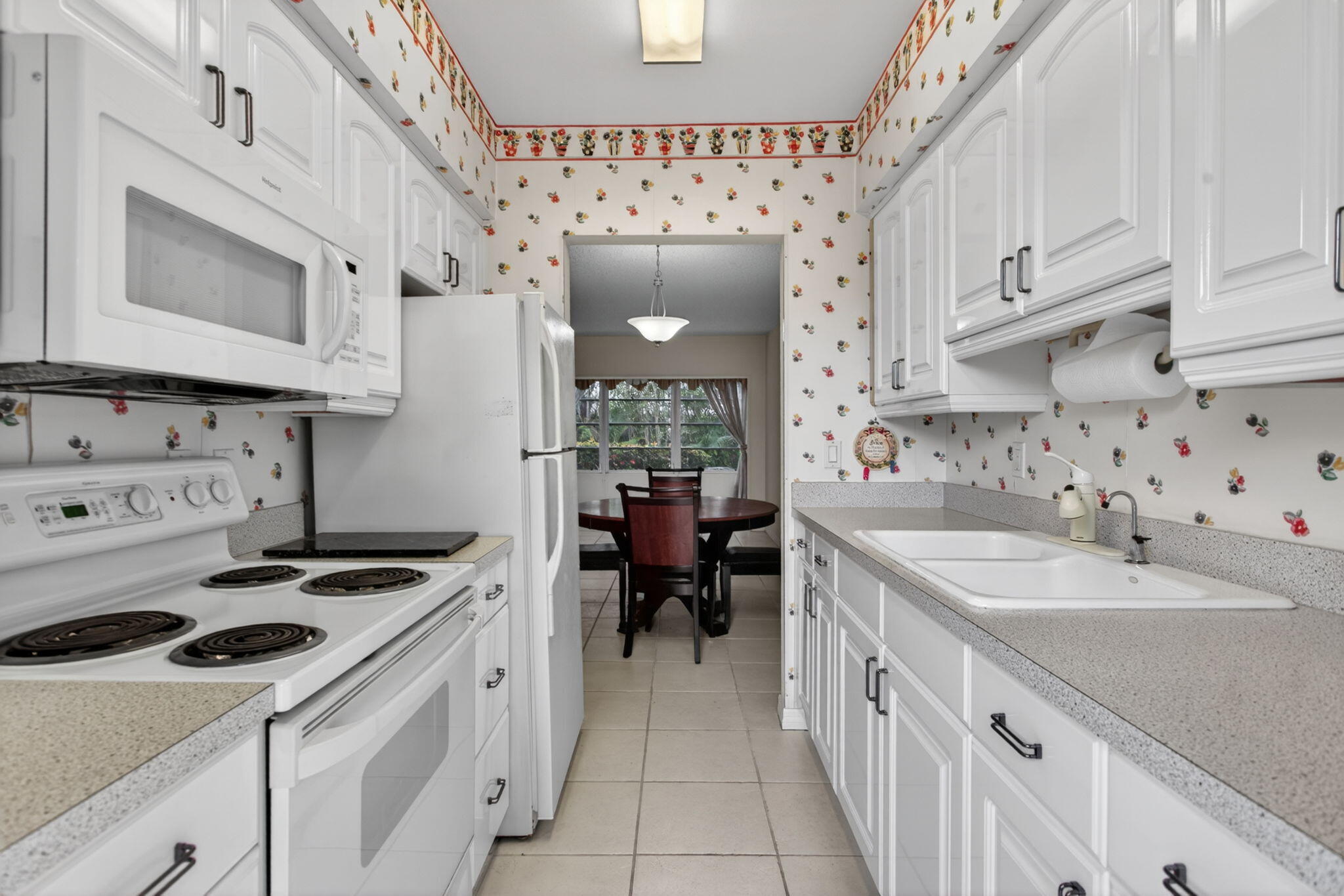 VENETIAN PARK GARDENS CONDO - Residential