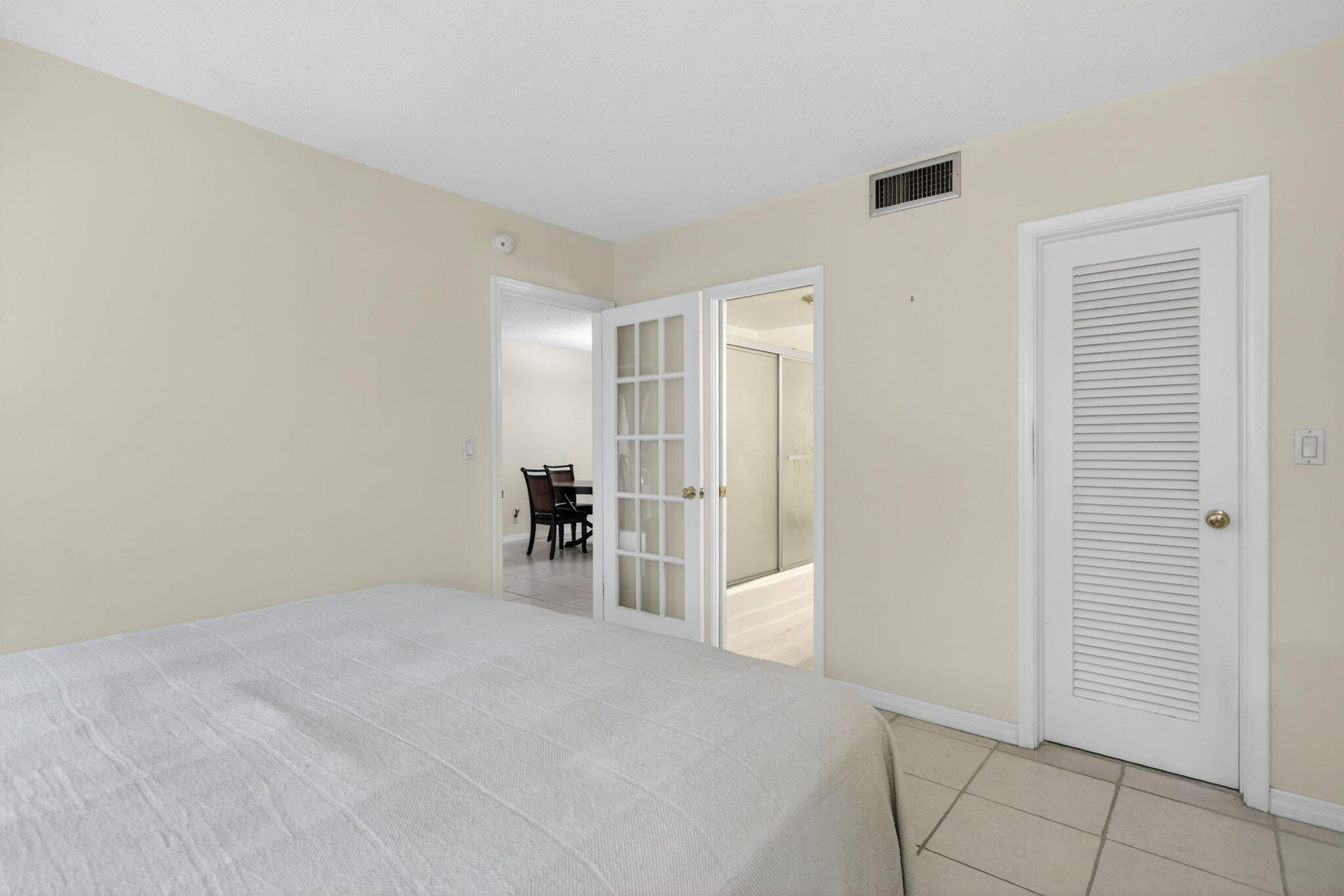 VENETIAN PARK GARDENS CONDO - Residential