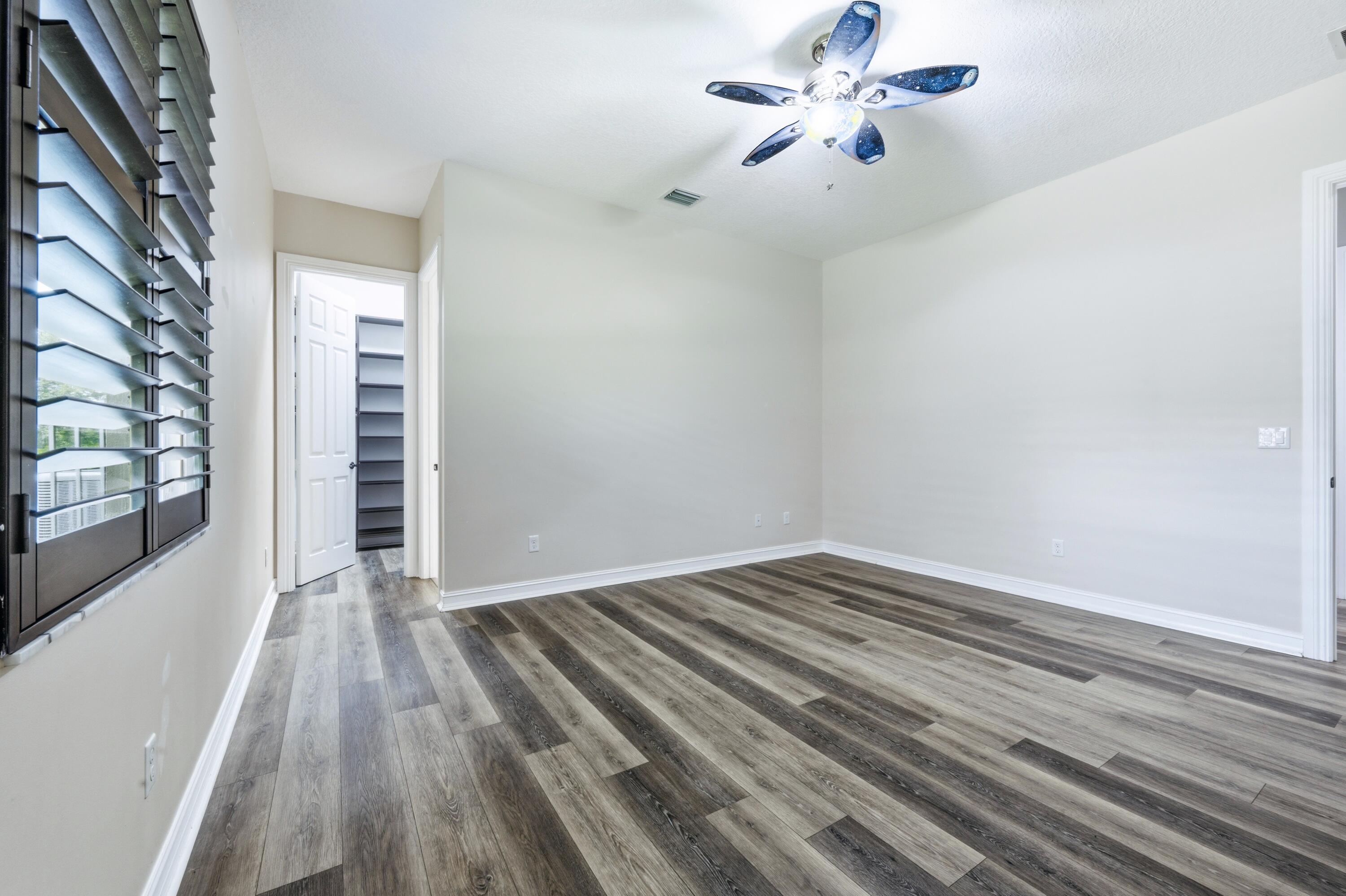 BAYHILL ESTATES - Residential