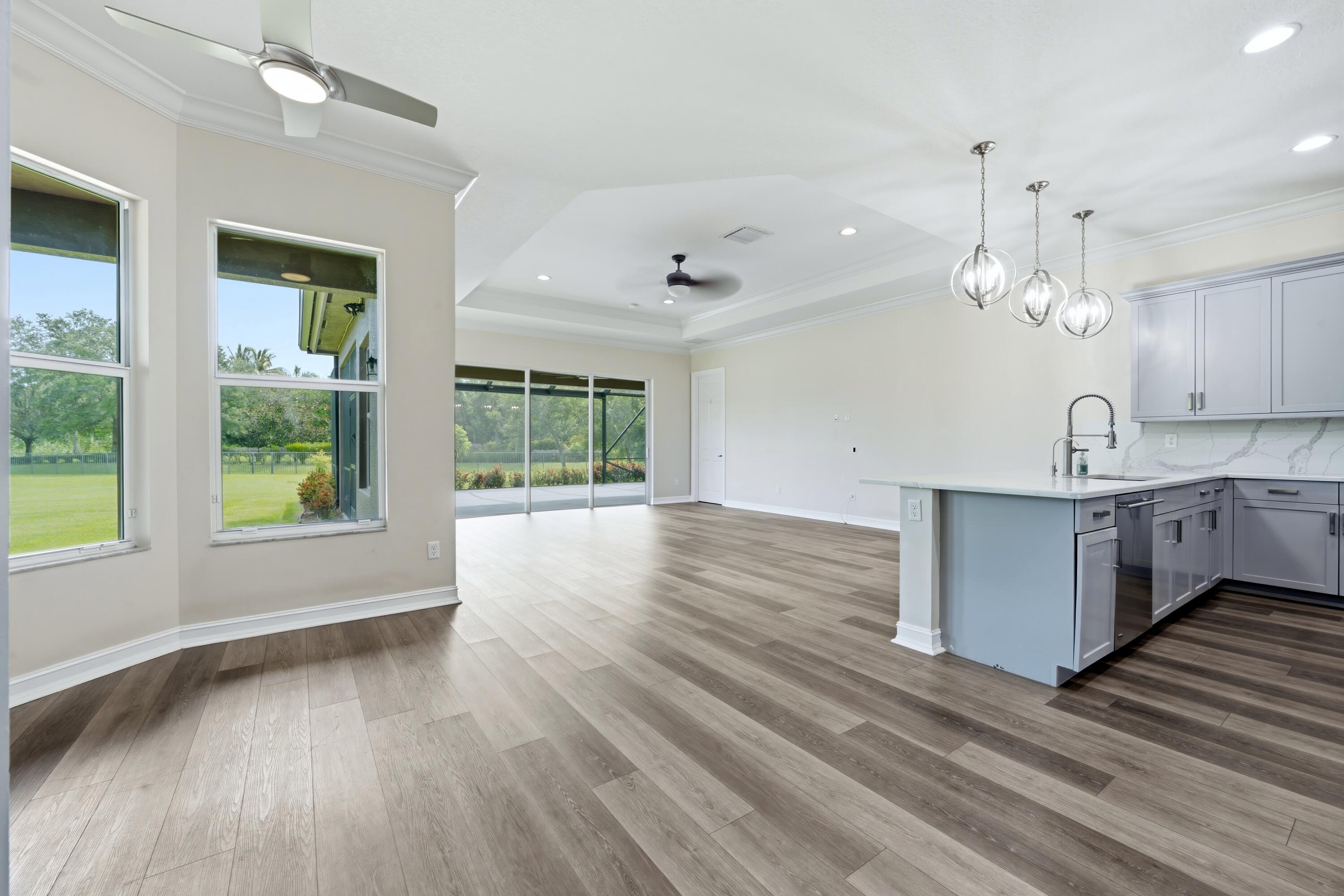 BAYHILL ESTATES - Residential