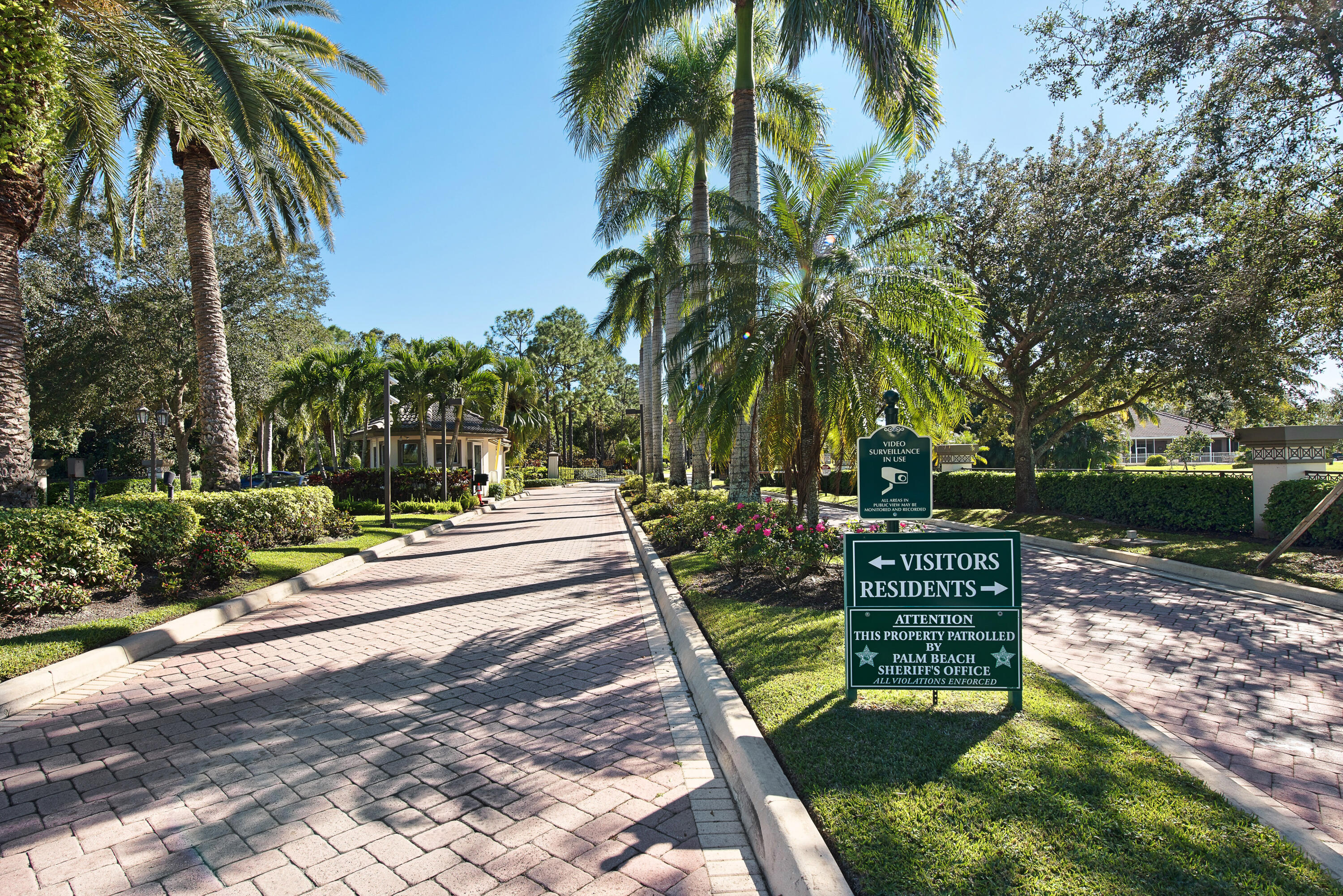 BAYHILL ESTATES - Residential