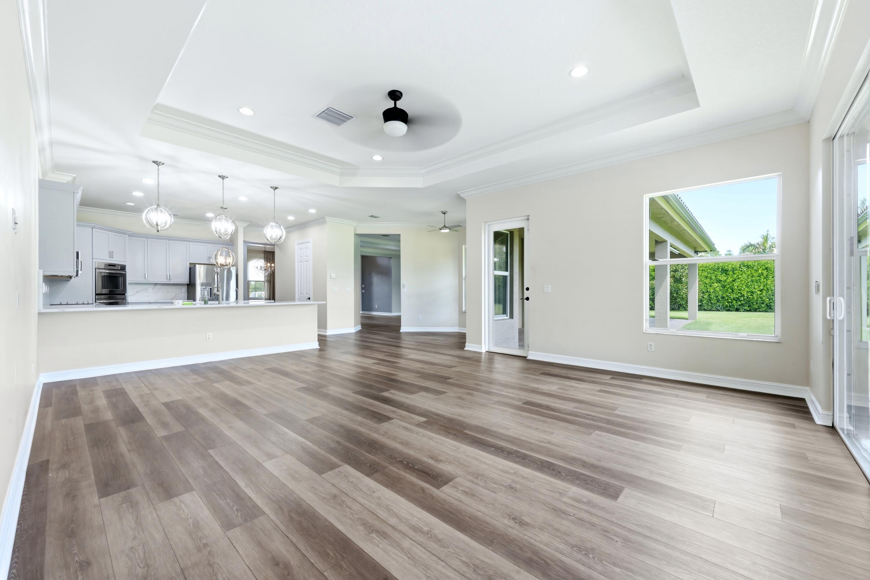 BAYHILL ESTATES - Residential