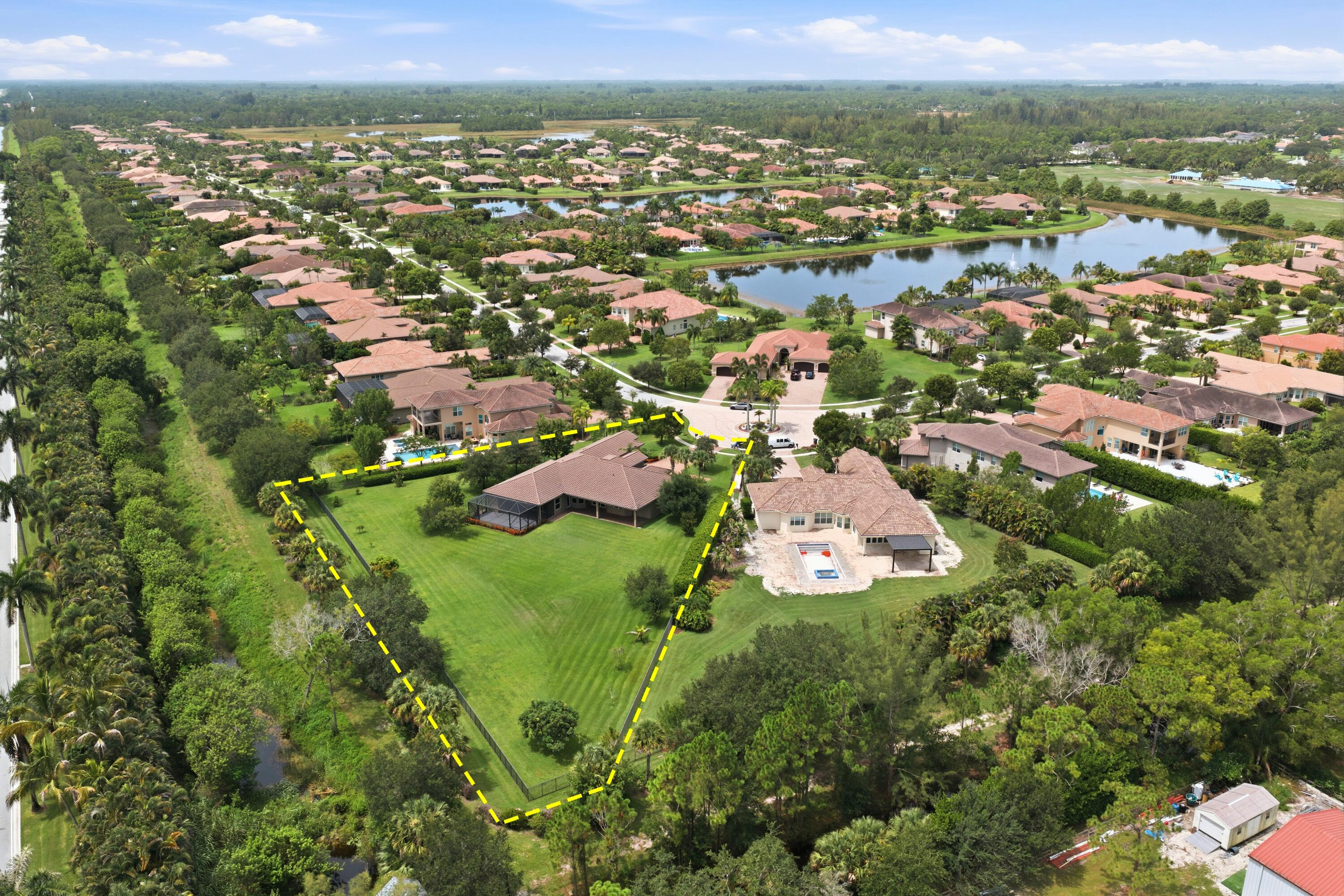 BAYHILL ESTATES - Residential
