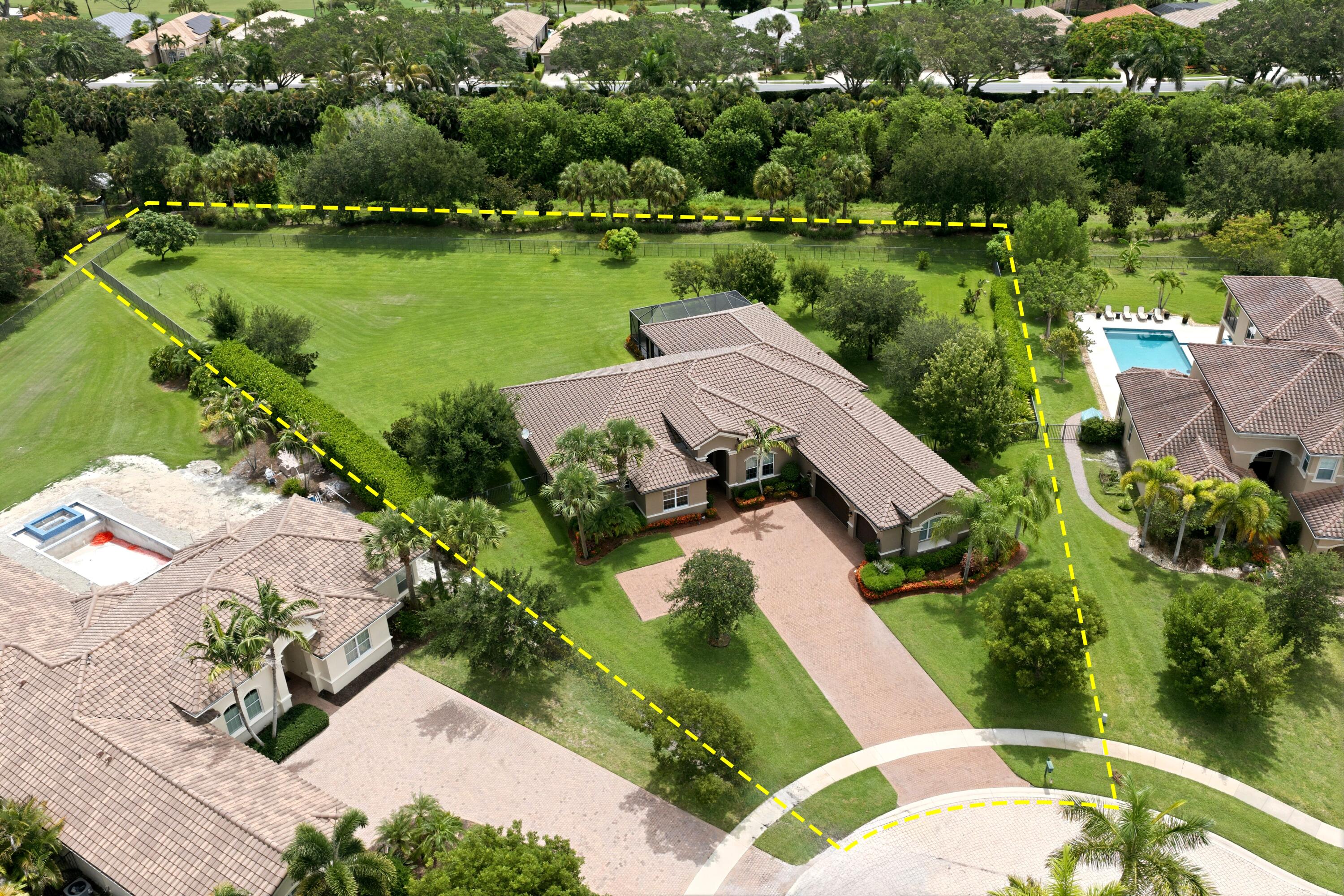 BAYHILL ESTATES - Residential