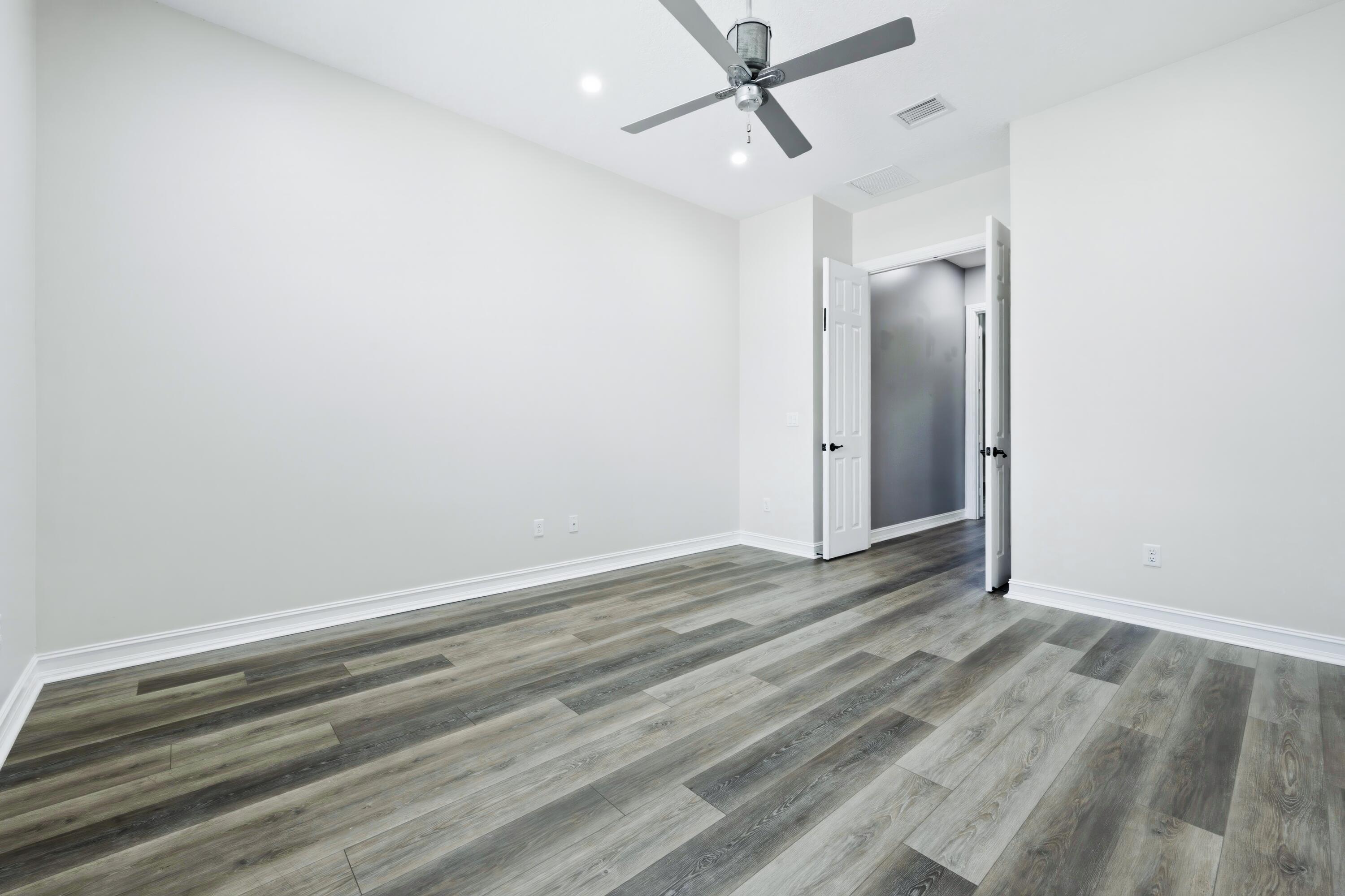BAYHILL ESTATES - Residential