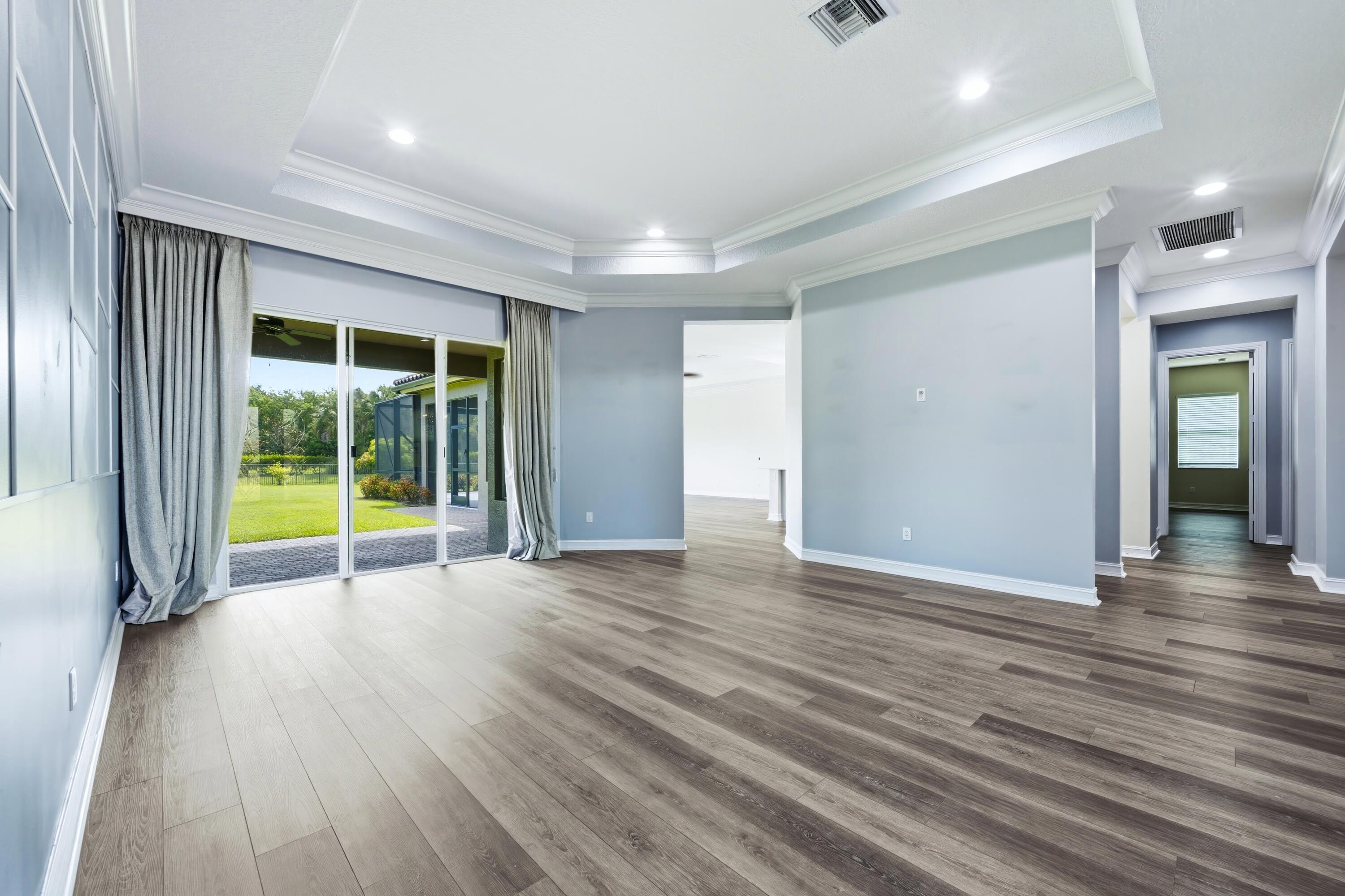 BAYHILL ESTATES - Residential