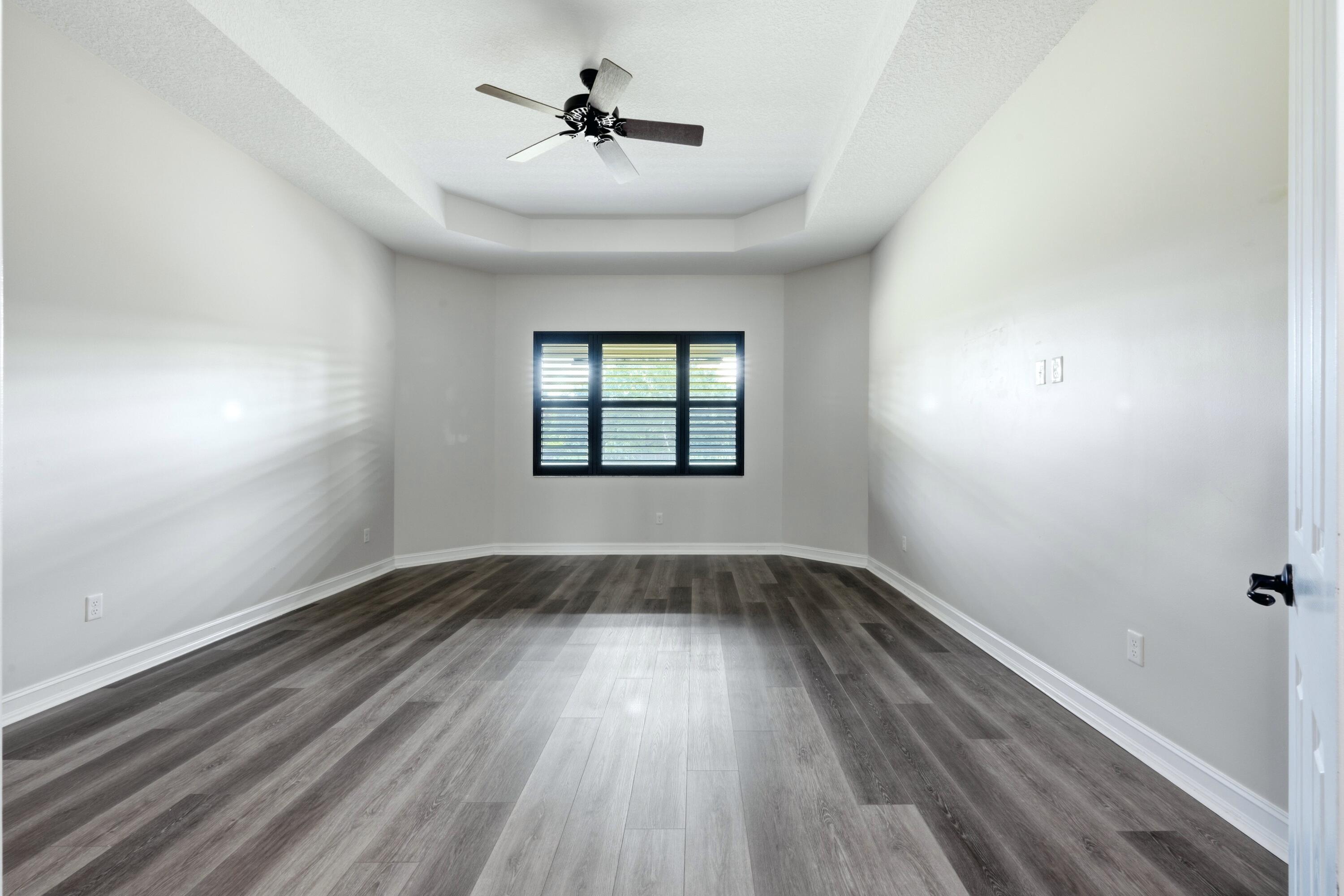 BAYHILL ESTATES - Residential