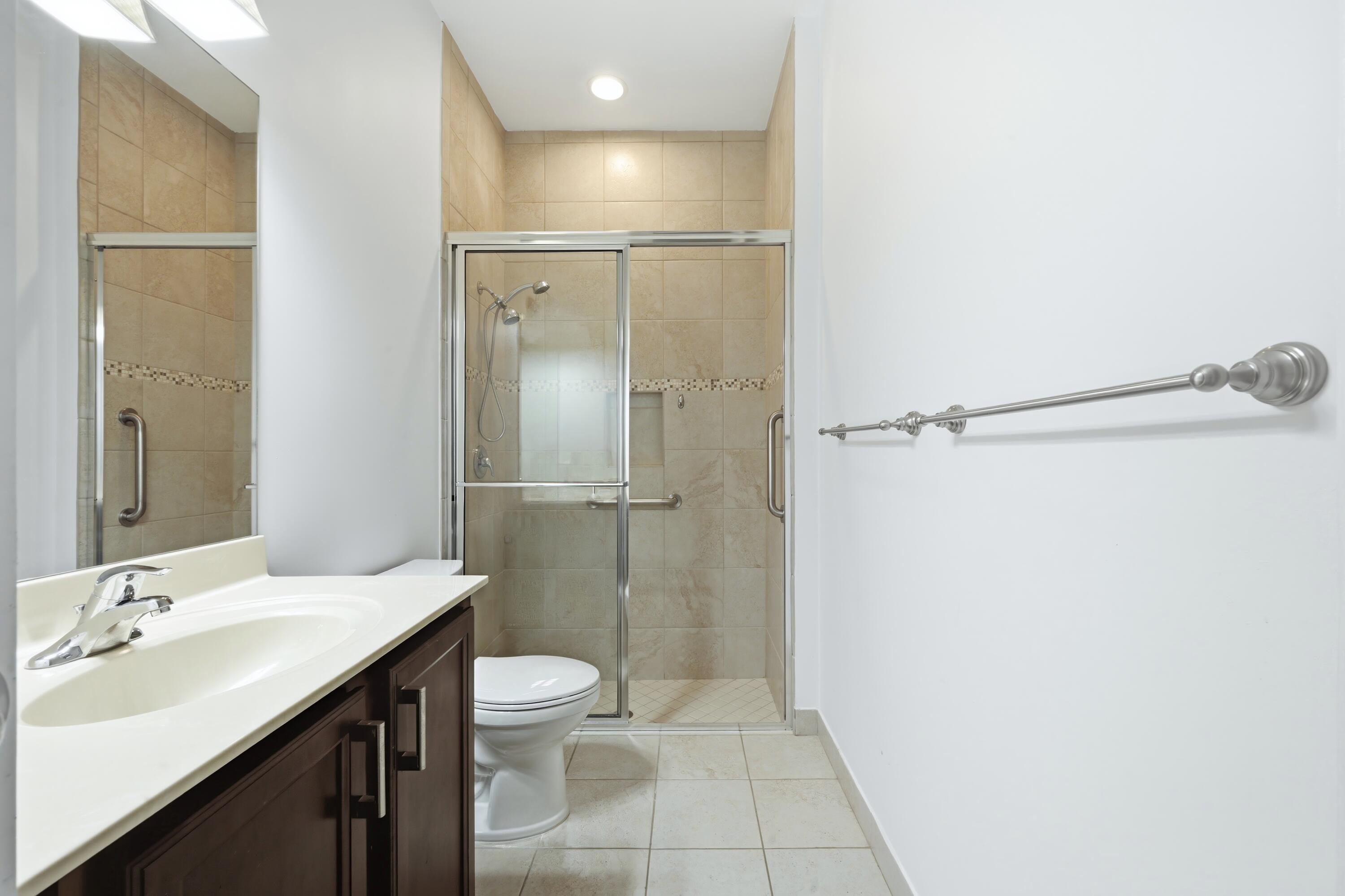 BAYHILL ESTATES - Residential