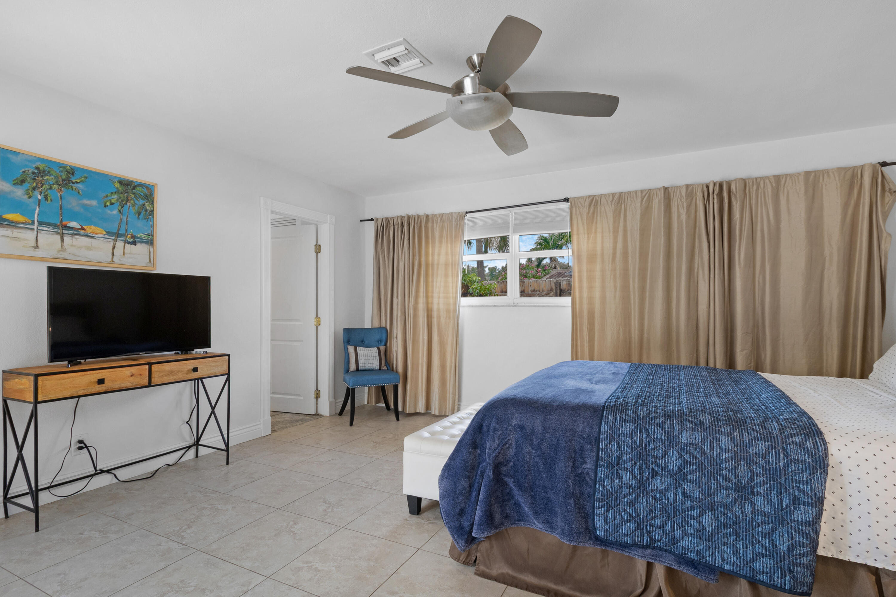 CORAL RIDGE ISLES - Residential Lease