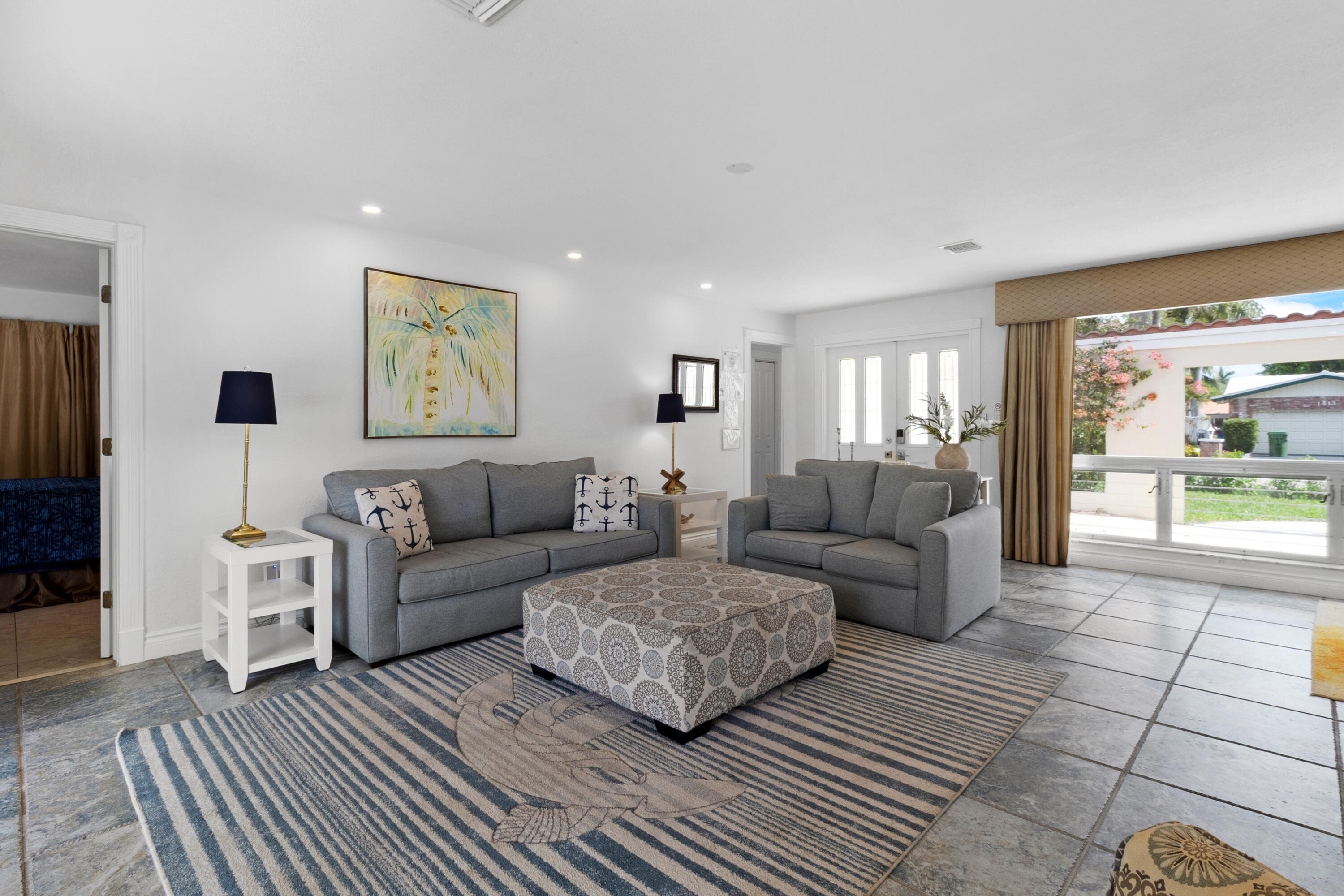 CORAL RIDGE ISLES - Residential Lease