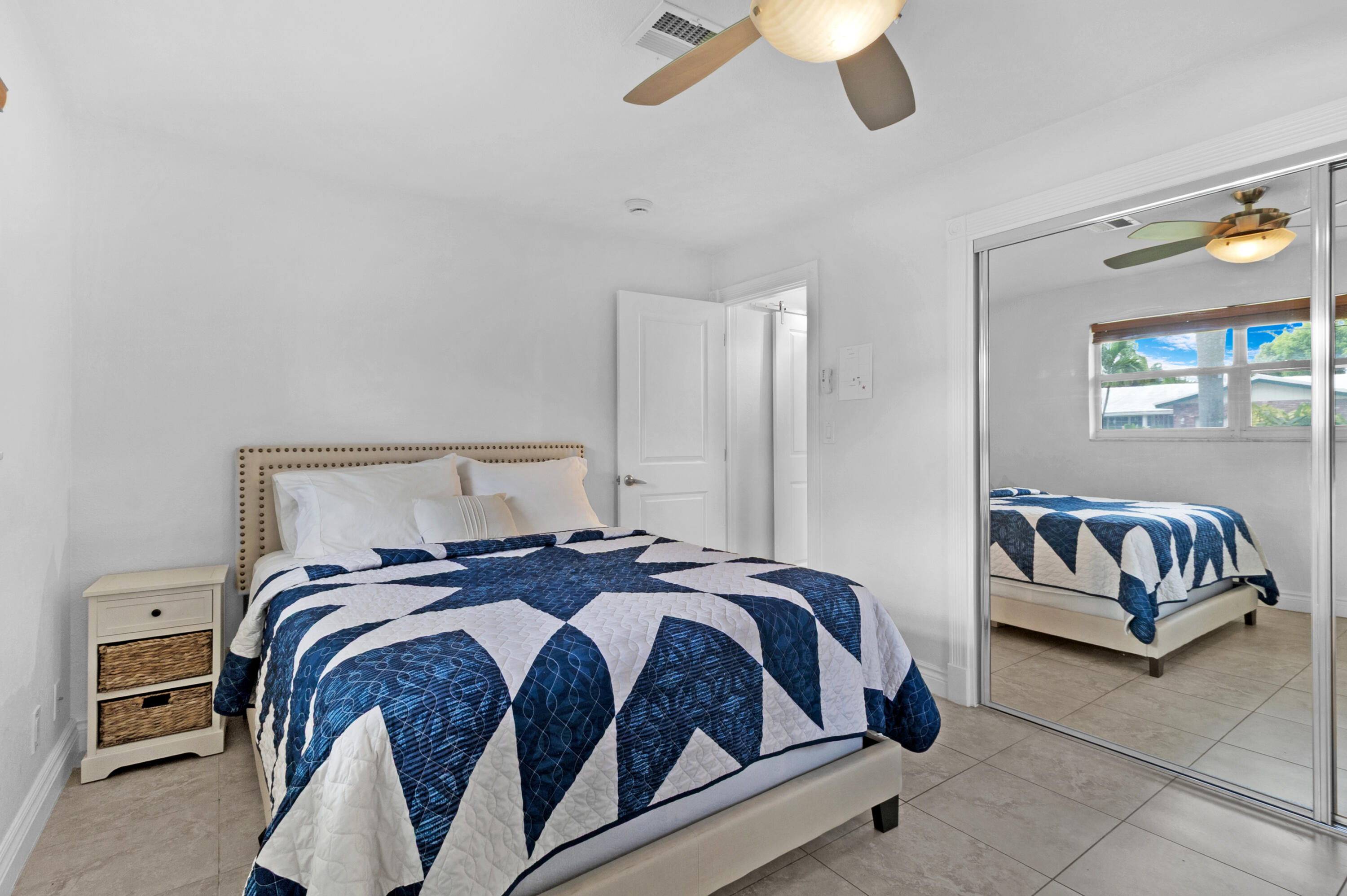 CORAL RIDGE ISLES - Residential Lease