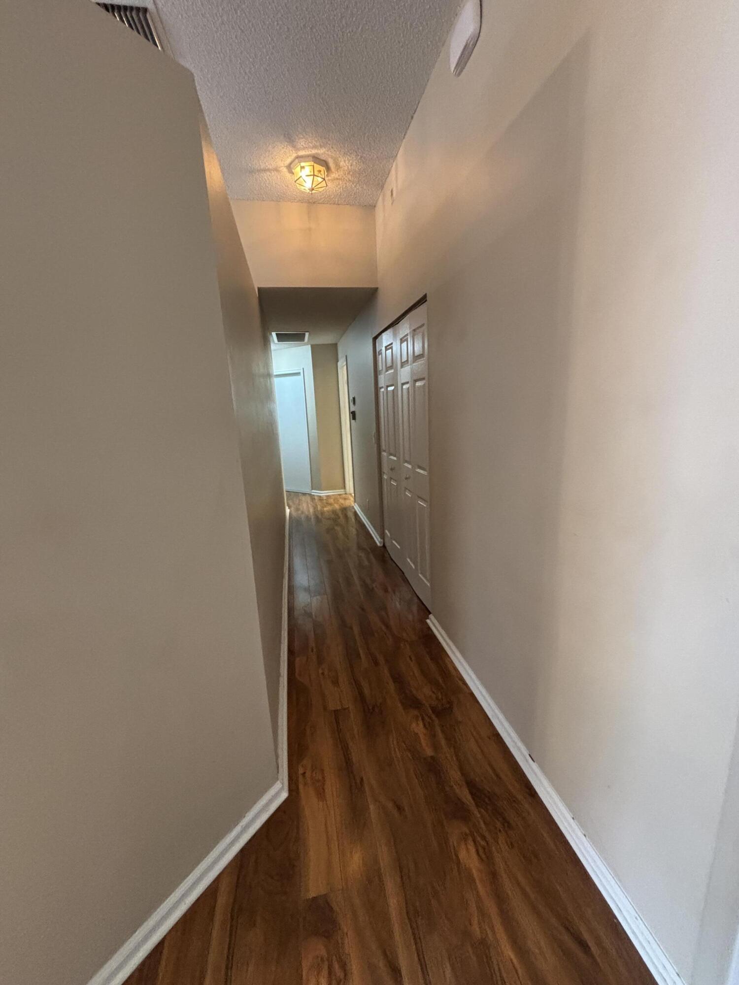 ANDROS ISLE PAR A - Residential Lease