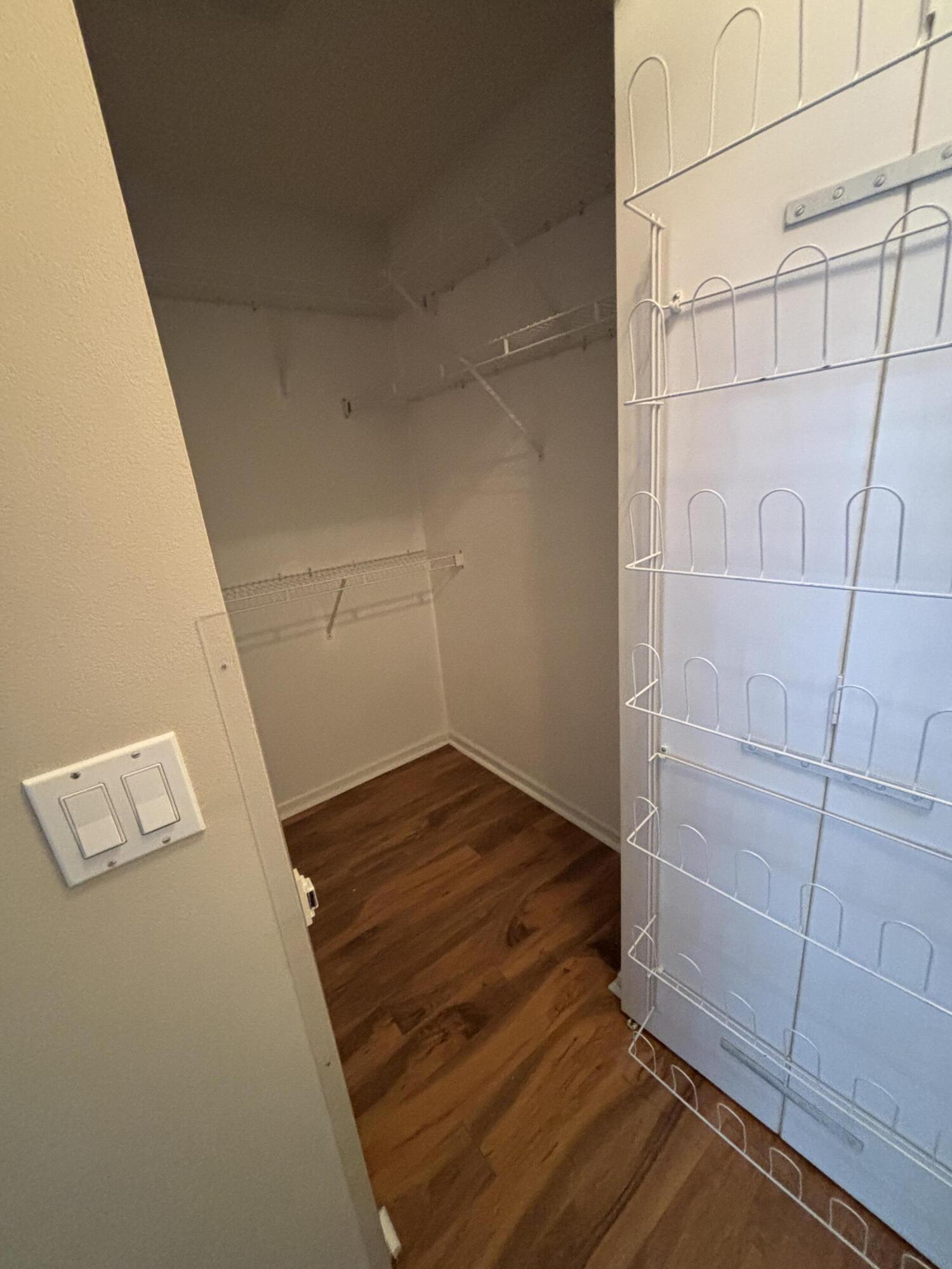 ANDROS ISLE PAR A - Residential Lease