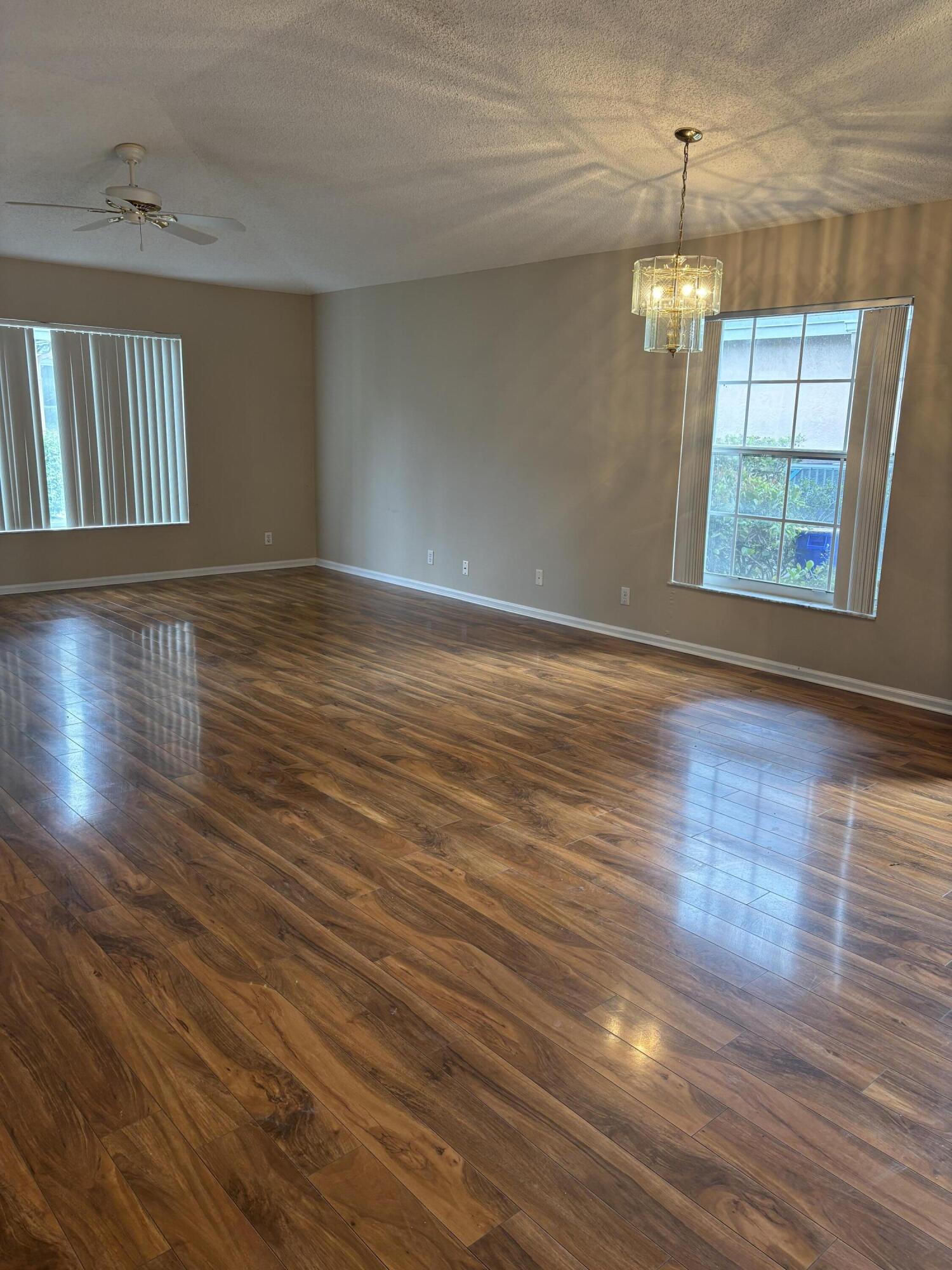 ANDROS ISLE PAR A - Residential Lease