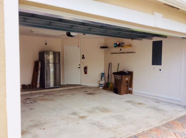 ANDROS ISLE PAR A - Residential Lease