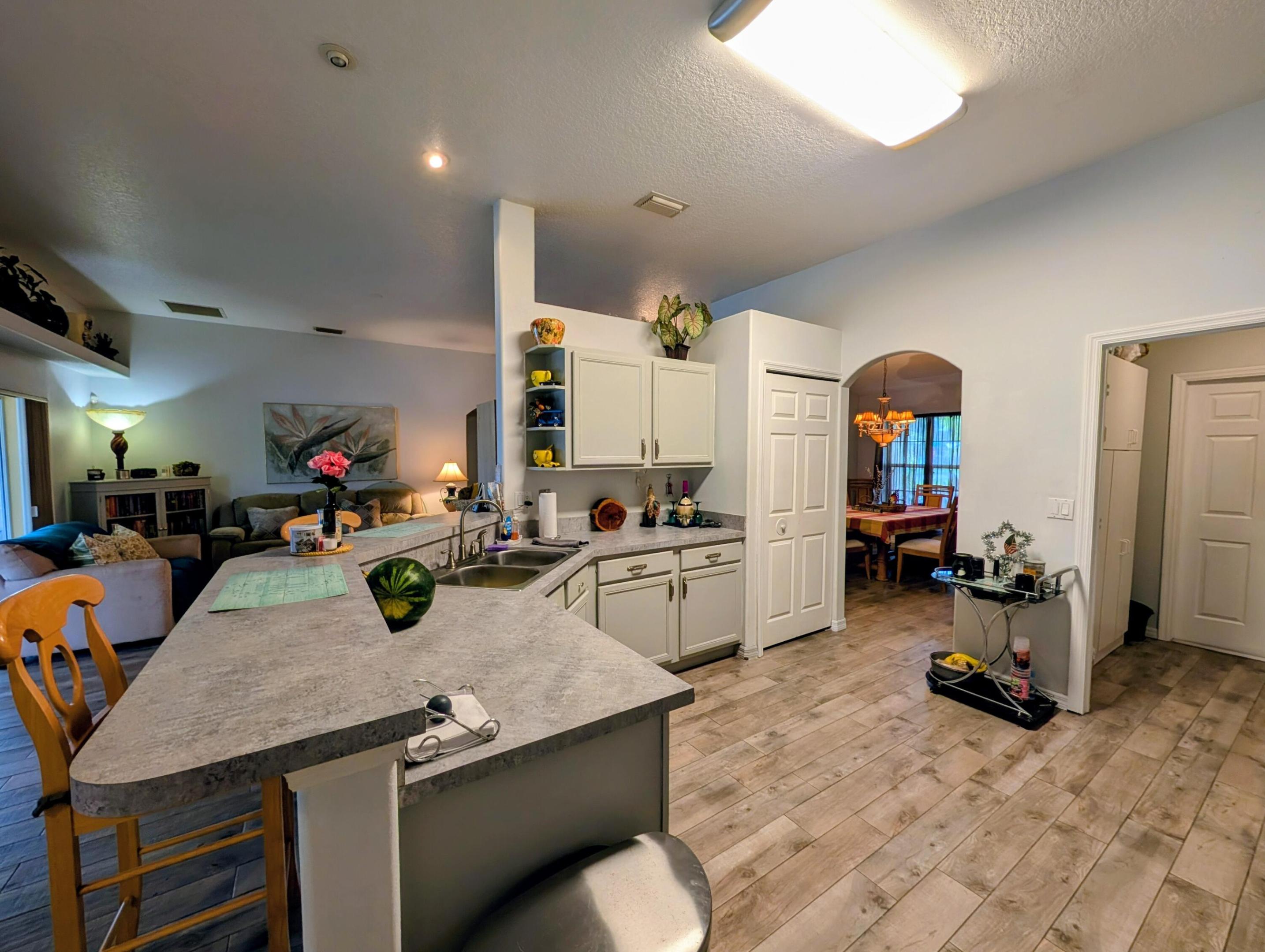 PORT ST LUCIE SECTION 18 - Residential