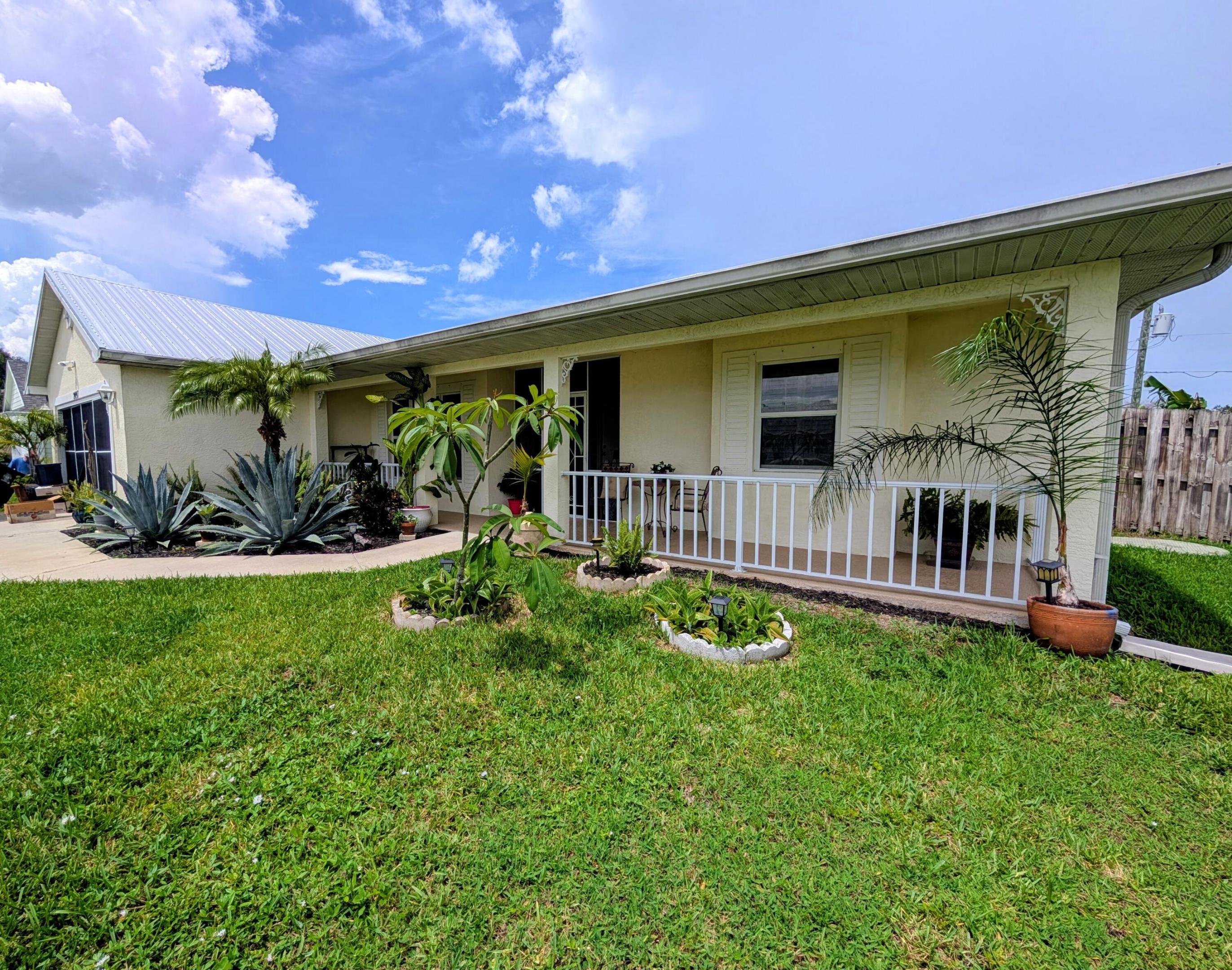 PORT ST LUCIE SECTION 18 - Residential
