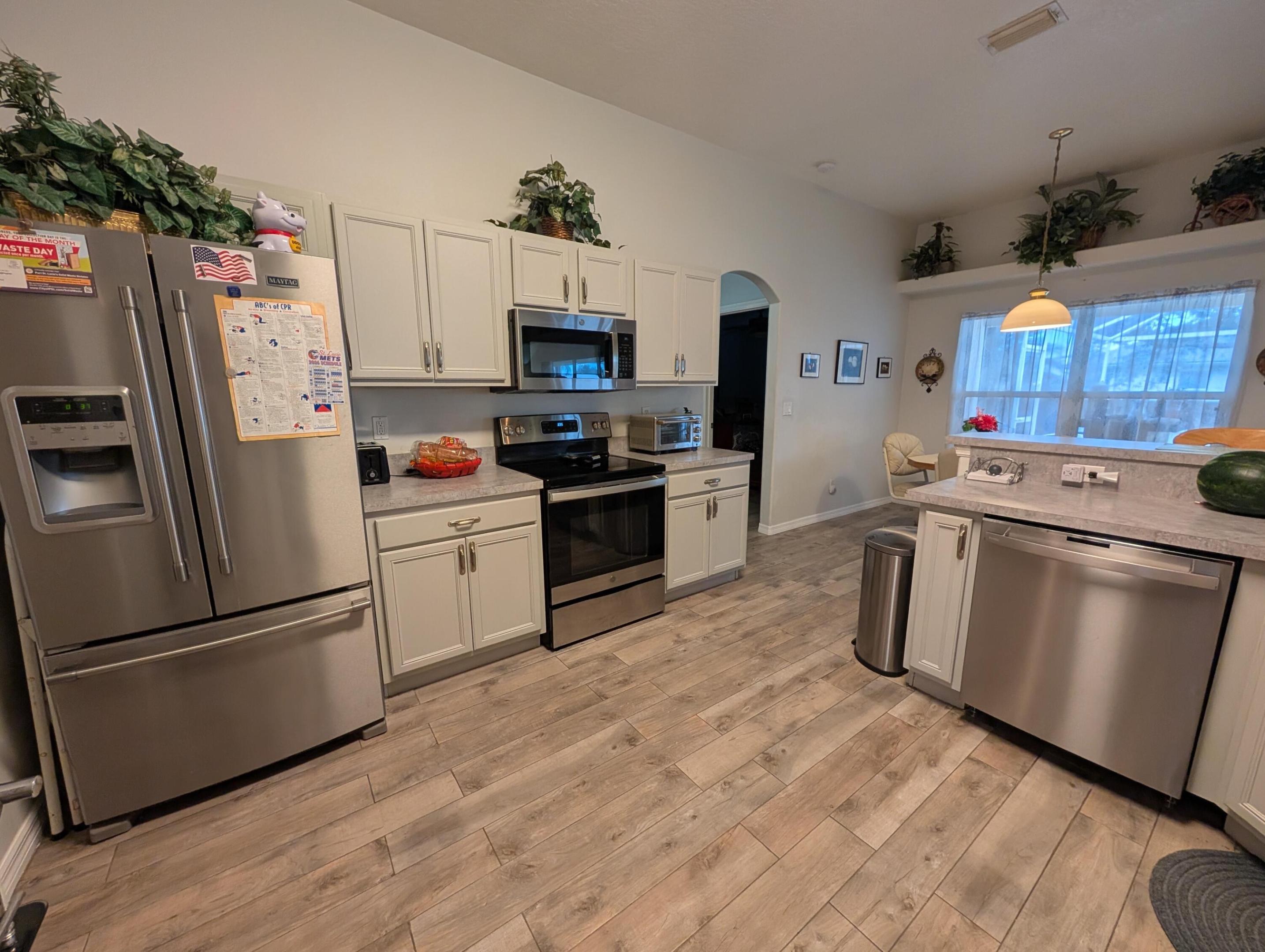 PORT ST LUCIE SECTION 18 - Residential