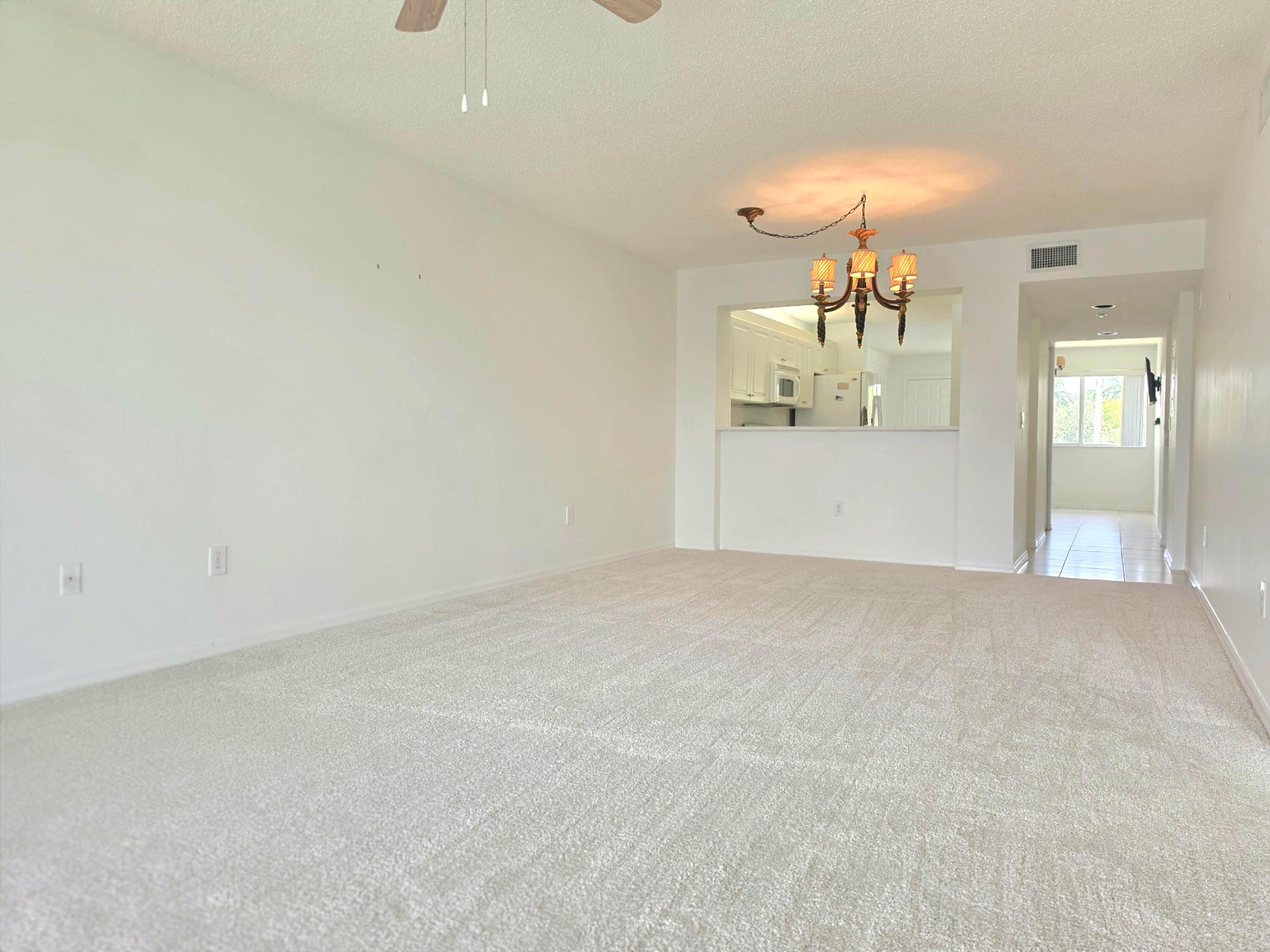 SOUTHAMPTON CONDOMINIUM H - Residential