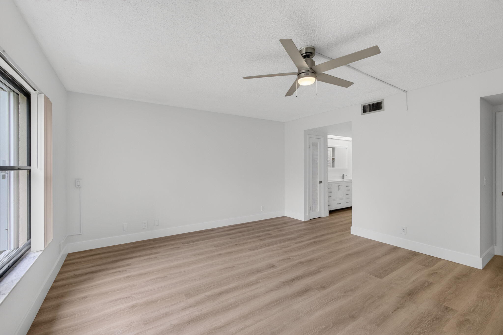 OCEAN PARKS CONDO - Residential