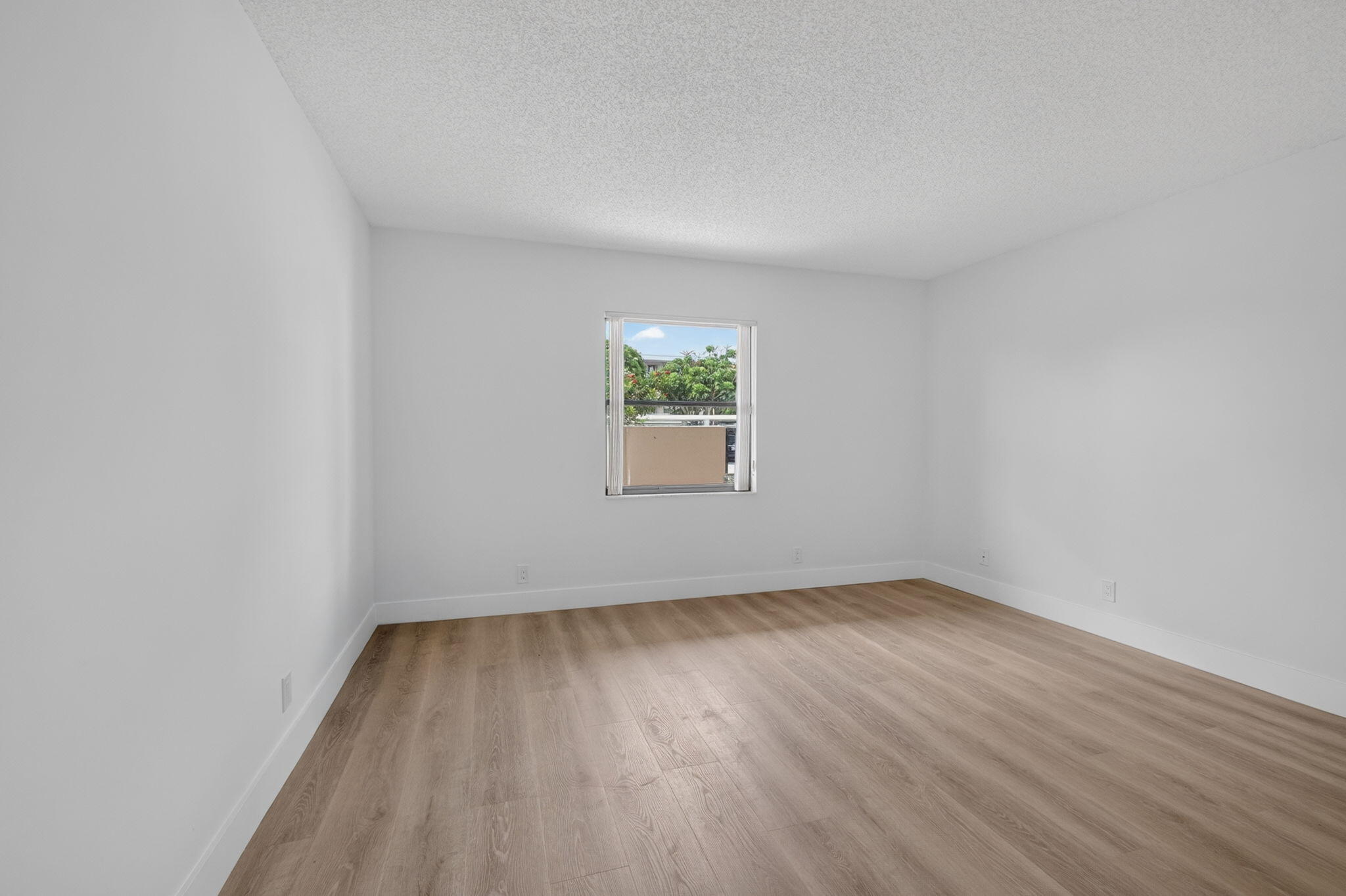 OCEAN PARKS CONDO - Residential